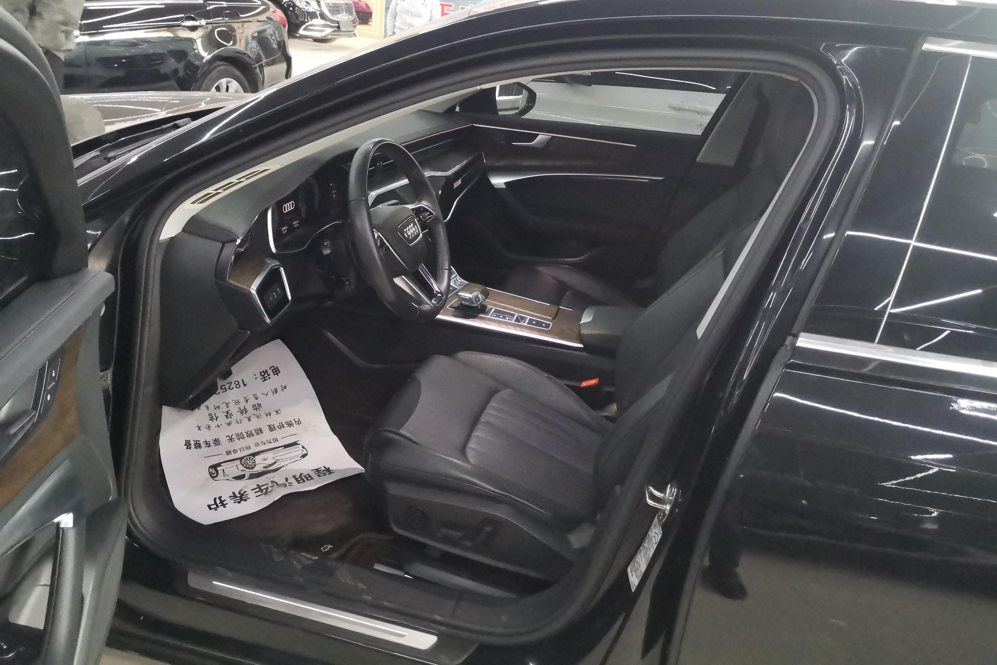 奥迪A6L 45TFSI 2022款 2.0T 自动 尊享致雅型 (国Ⅵ) 