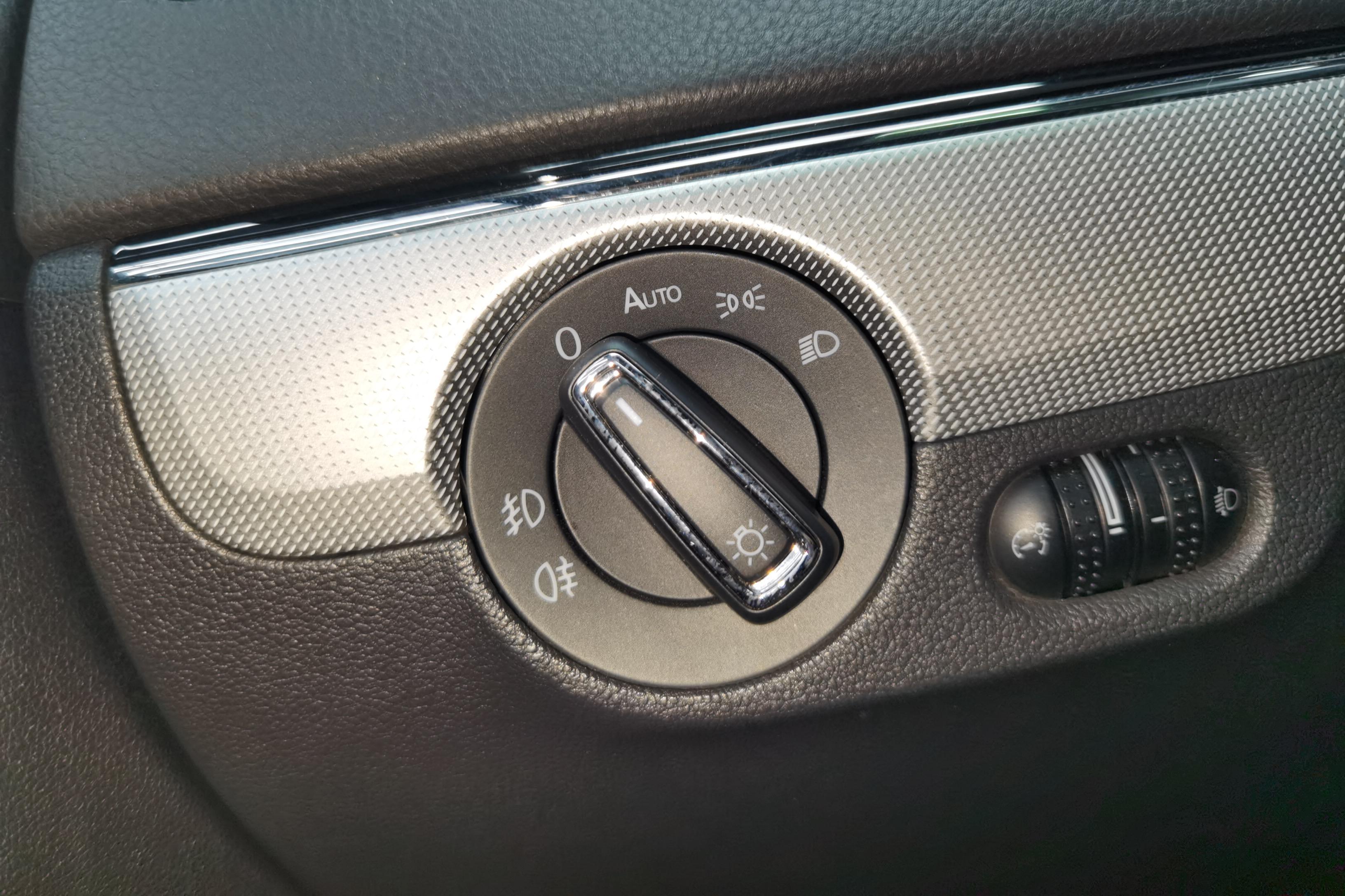 大众速腾 2018款 1.6L 自动 舒适版 (国Ⅴ) 