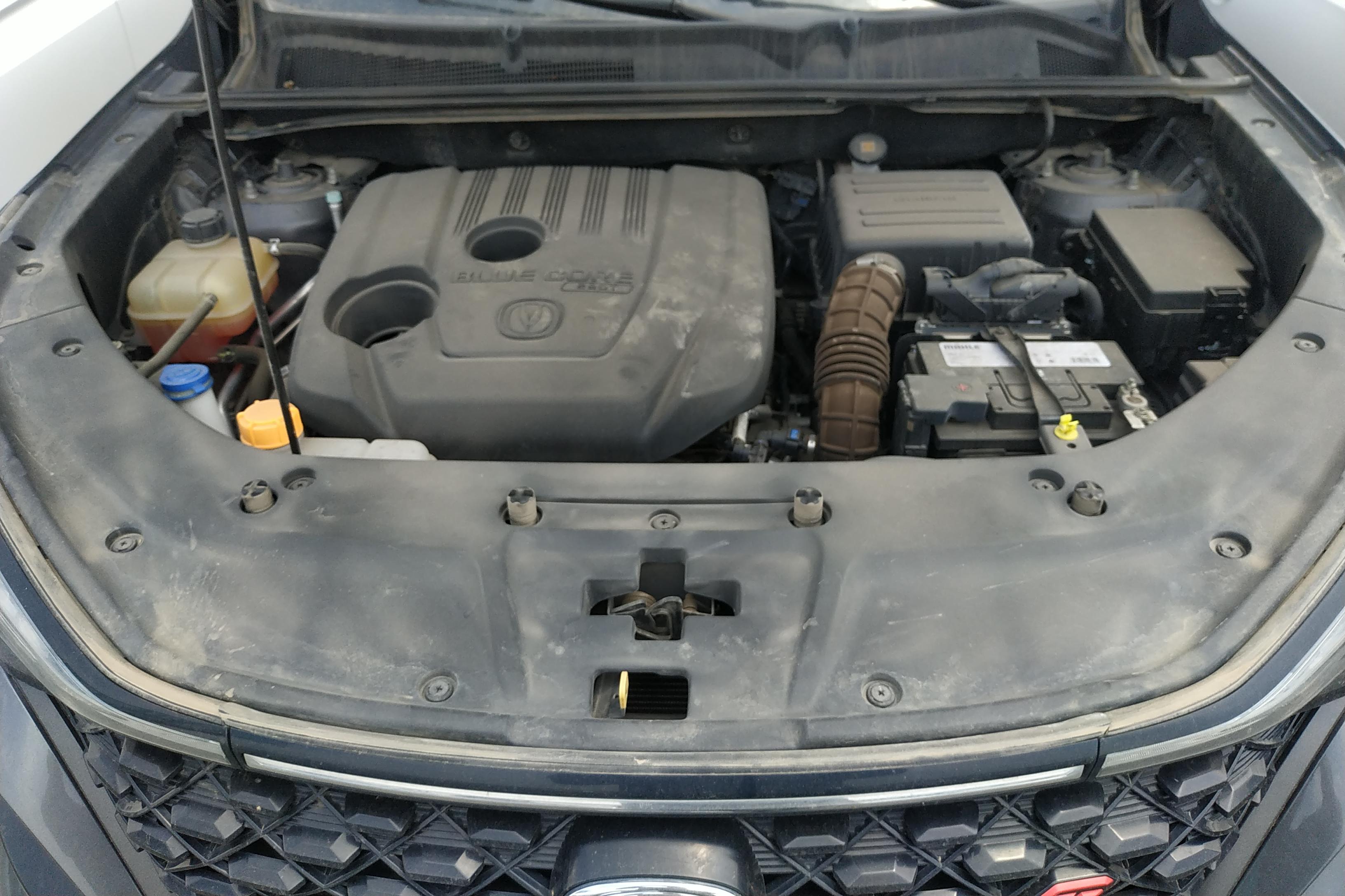 长安CS75 PLUS 2020款 1.5T 自动 豪华型 (国Ⅵ) 