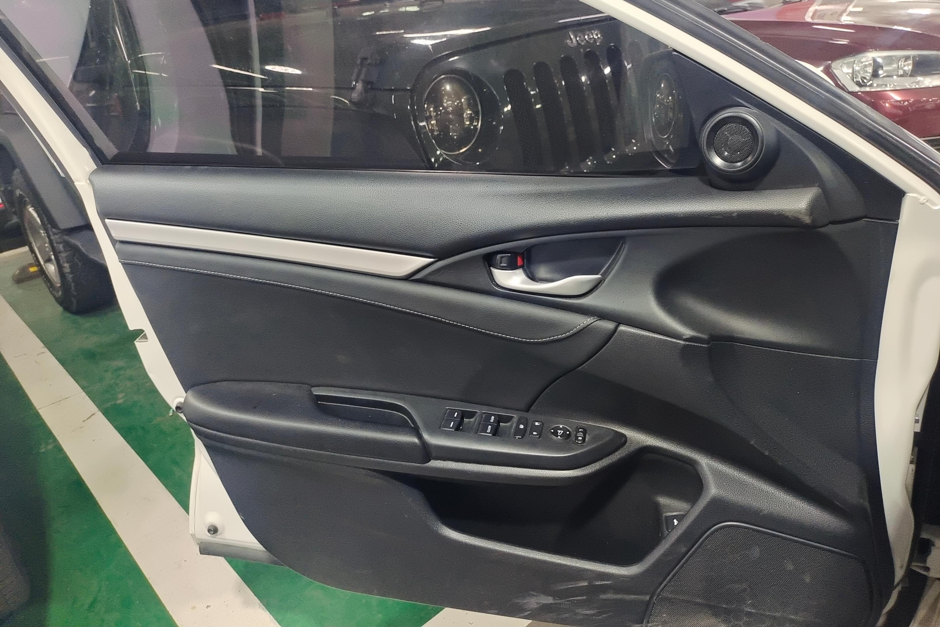 本田思域 2019款 1.5T 自动 燃动版220TURBO (国Ⅴ) 