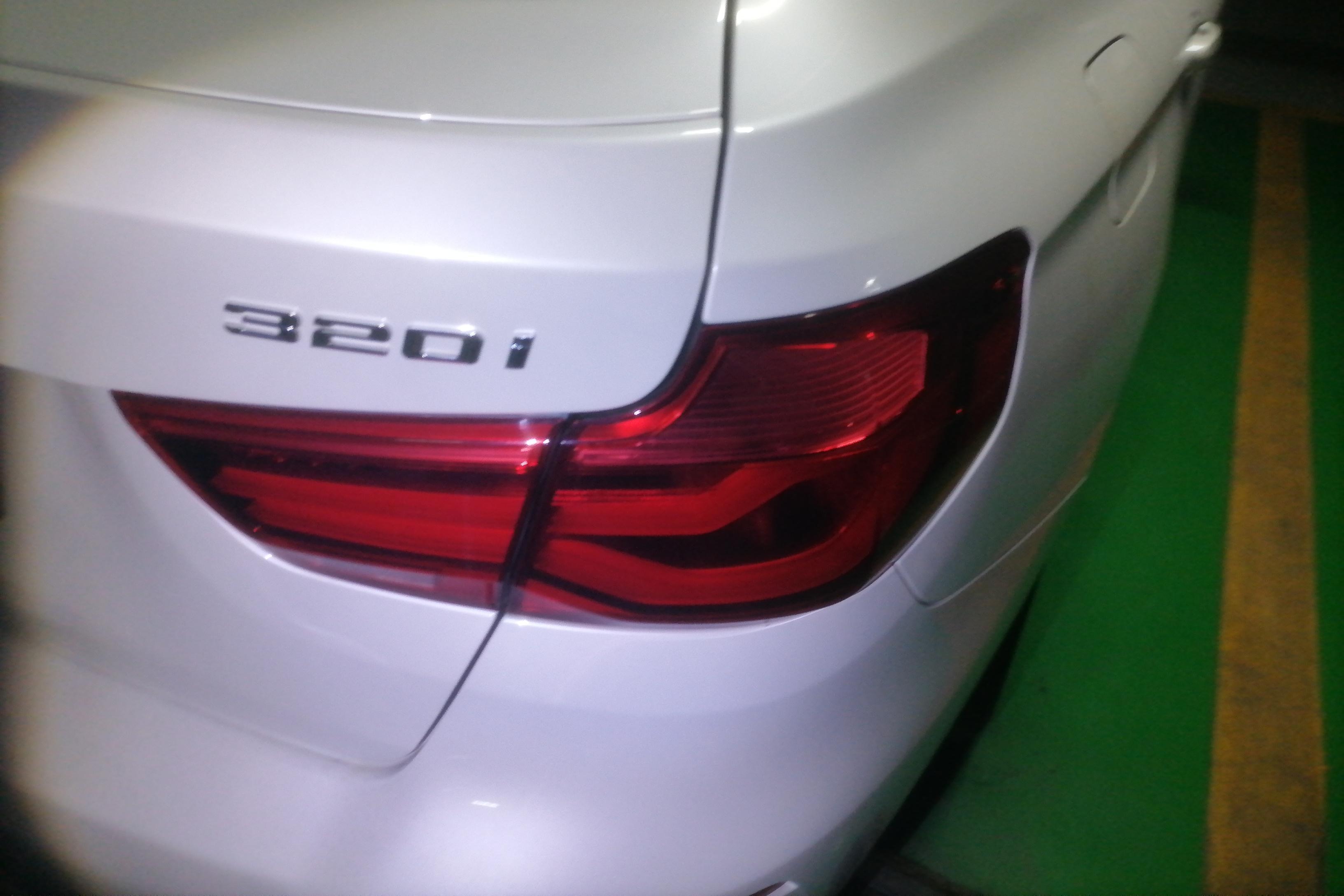 宝马3系GT 320i [进口] 2019款 2.0T 自动 汽油 时尚型 