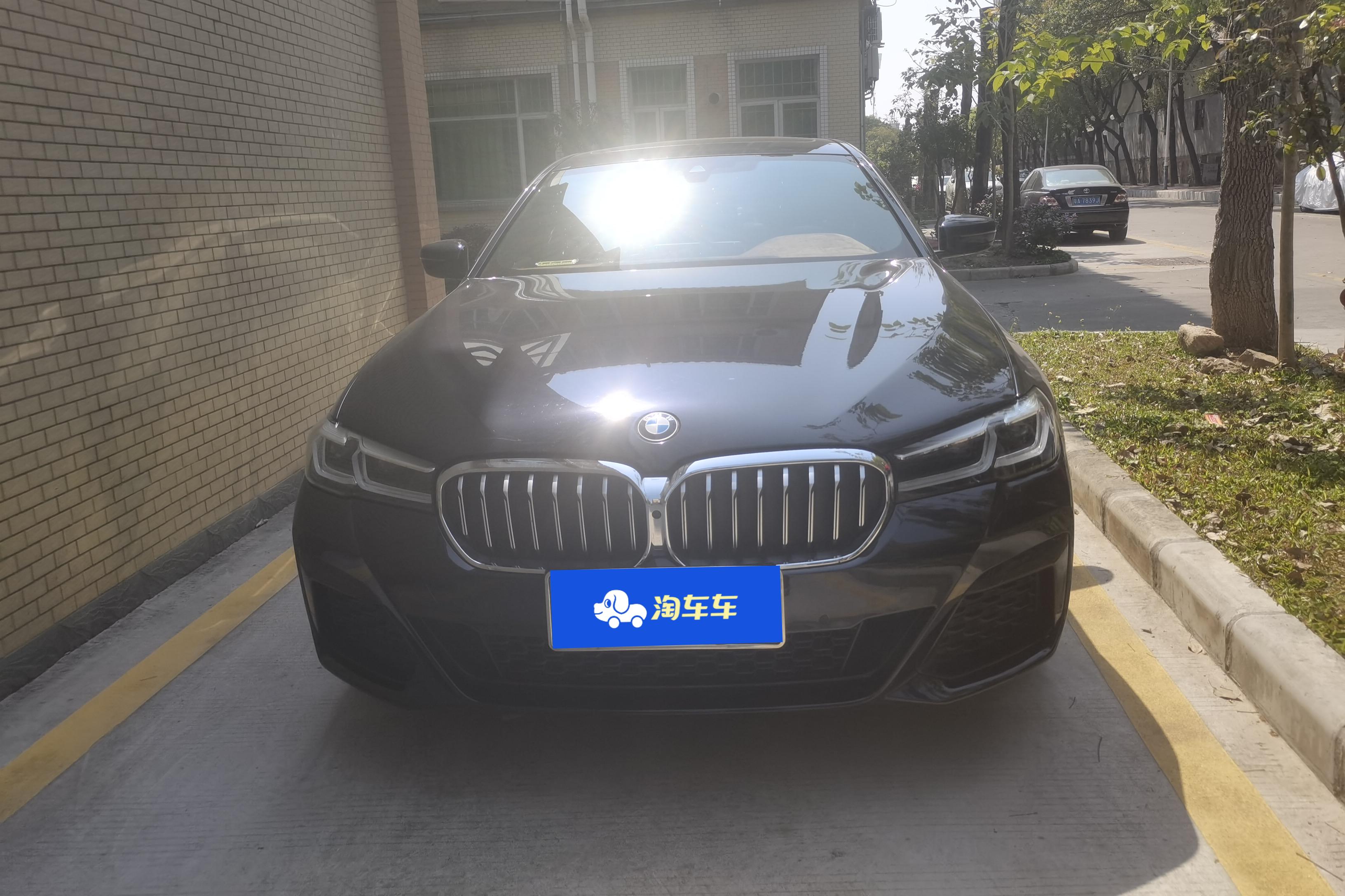 【潍坊二手宝马5系】宝马5系 530Li 2022款 2.0T 自动 后驱 改款er尊享型M运动套装