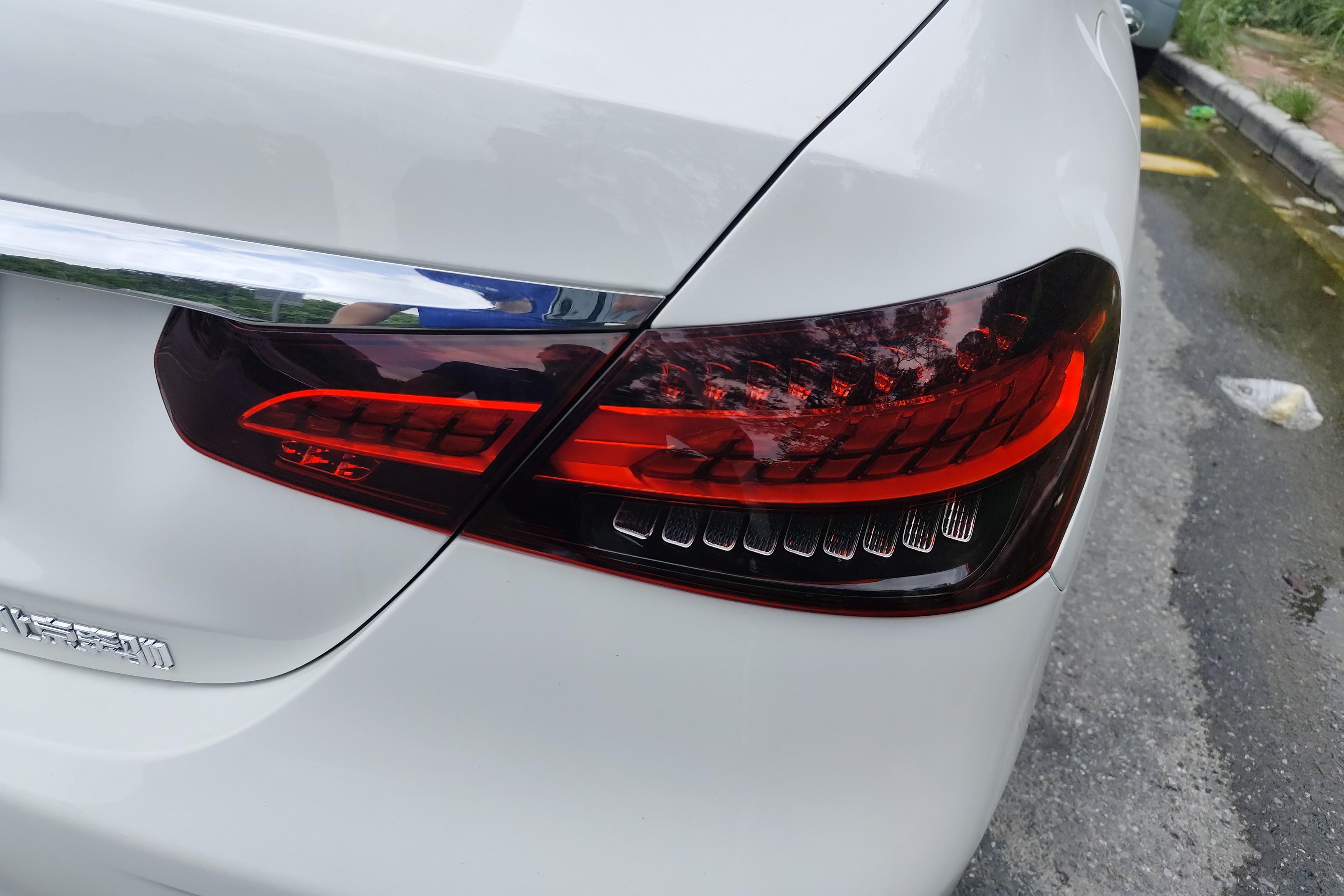 奔驰E级 E260L 2021款 2.0T 自动 汽油 改款运动型 (国Ⅵ) 