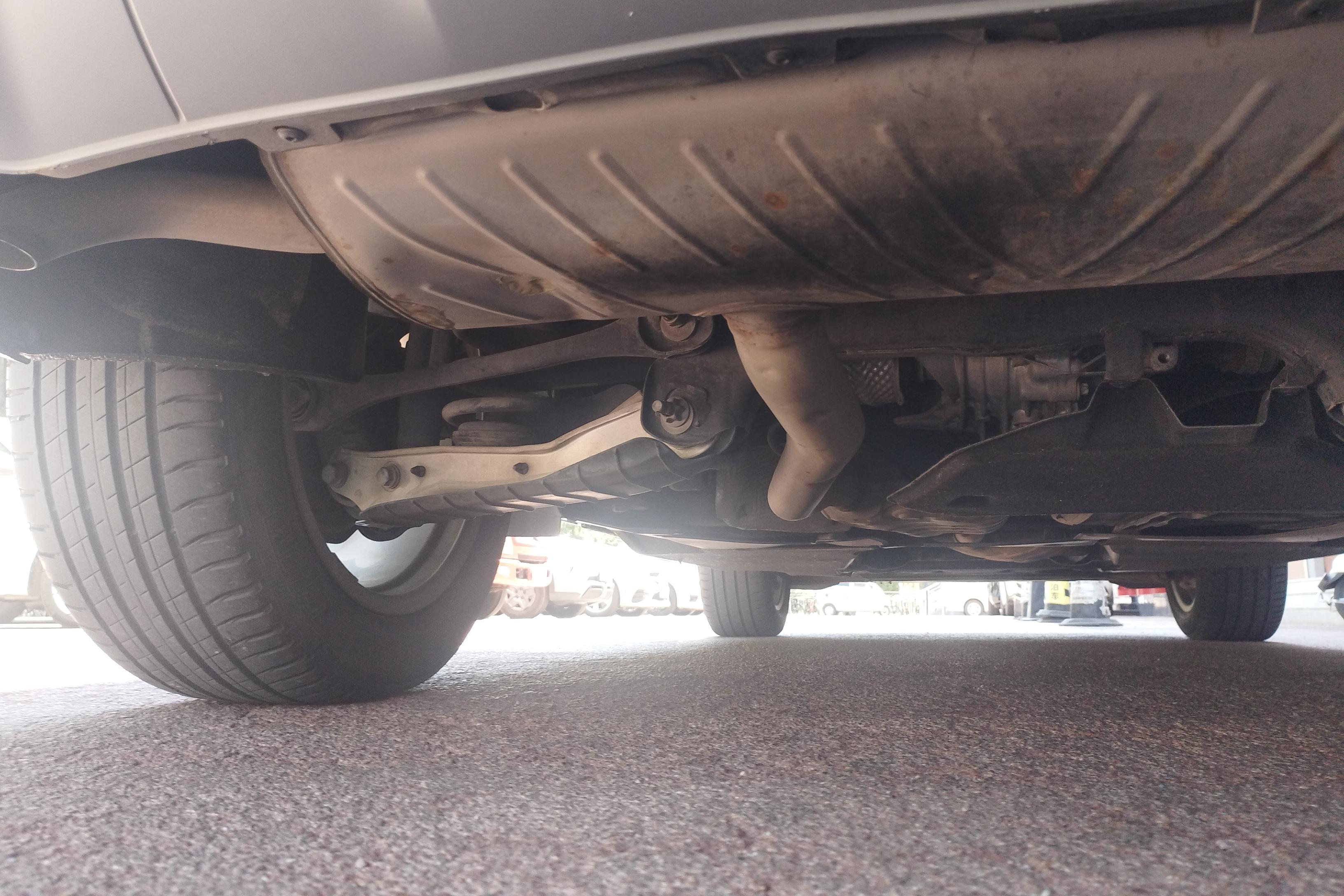 奥迪Q5L 40TFSI 2020款 2.0T 自动 荣享进取型 (国Ⅵ) 