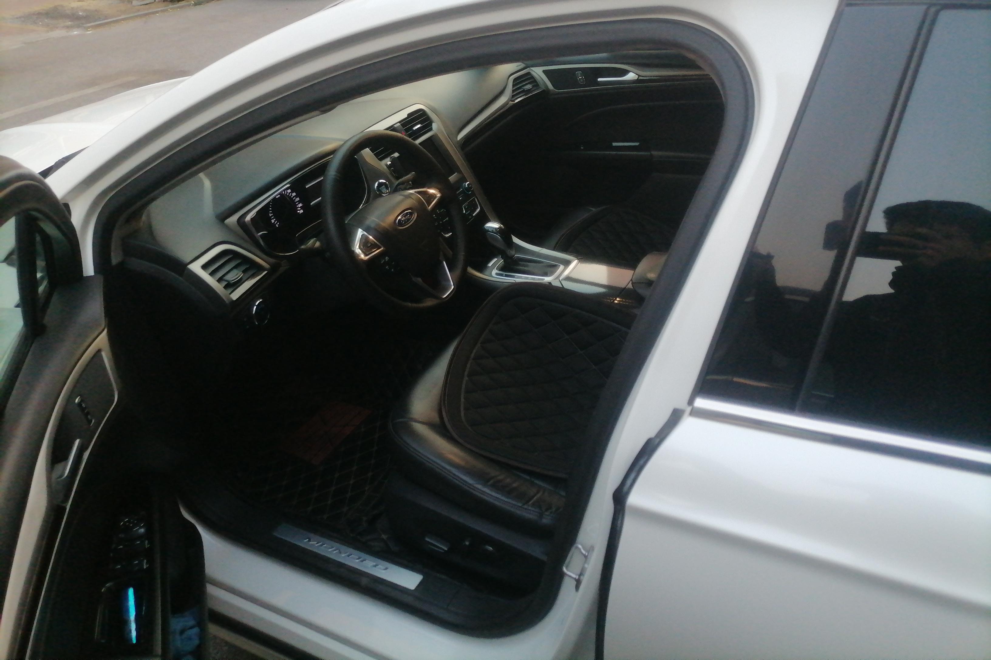 福特蒙迪欧 2013款 2.0T 自动 GTDi200豪华型 (国Ⅳ) 