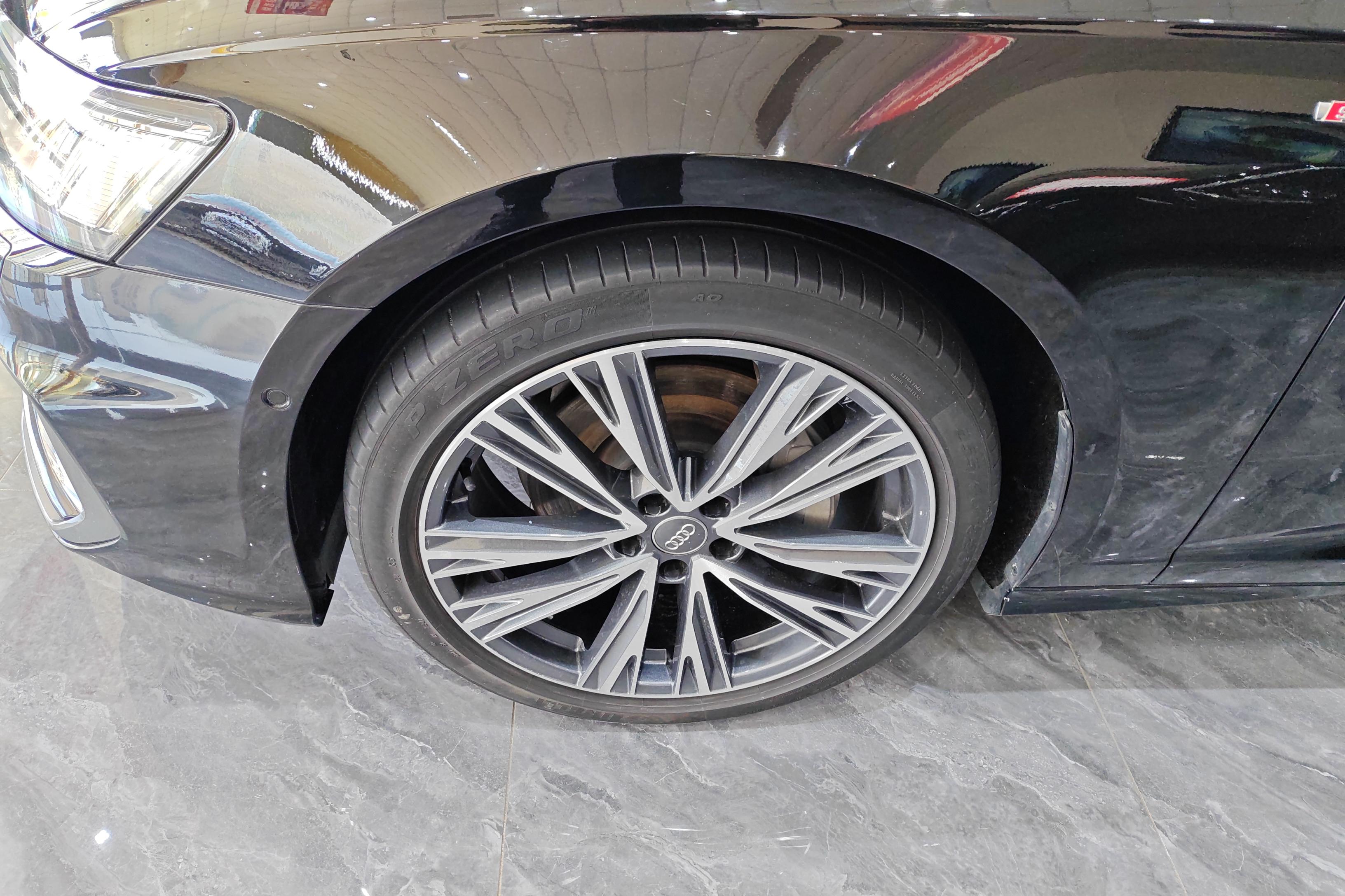 奥迪A6L 45TFSI 2020款 2.0T 自动 臻选动感型 (国Ⅵ) 