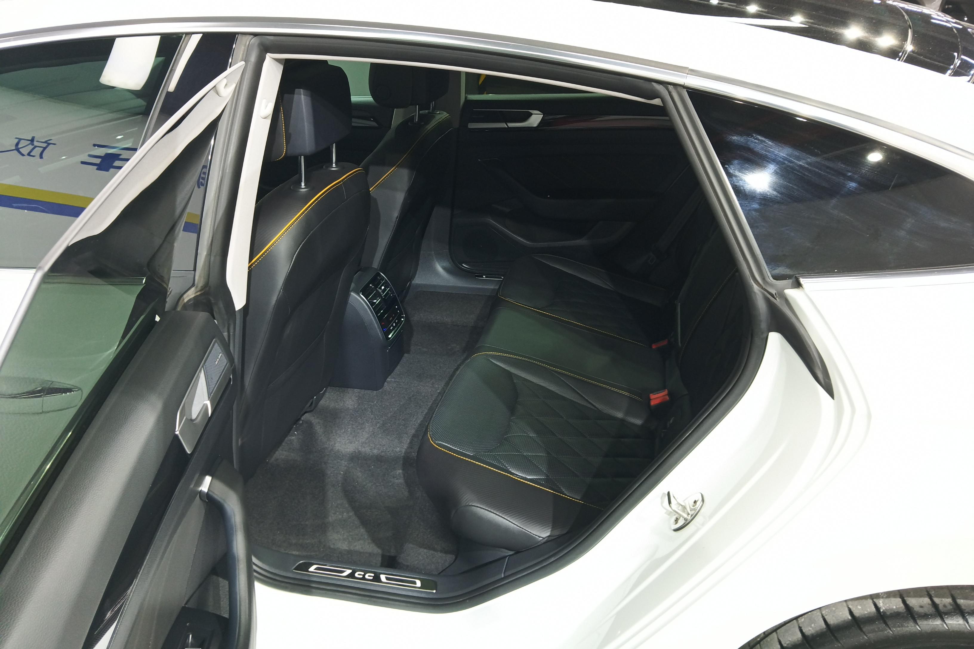 大众CC 2021款 2.0T 自动 耀目版 (国Ⅵ) 