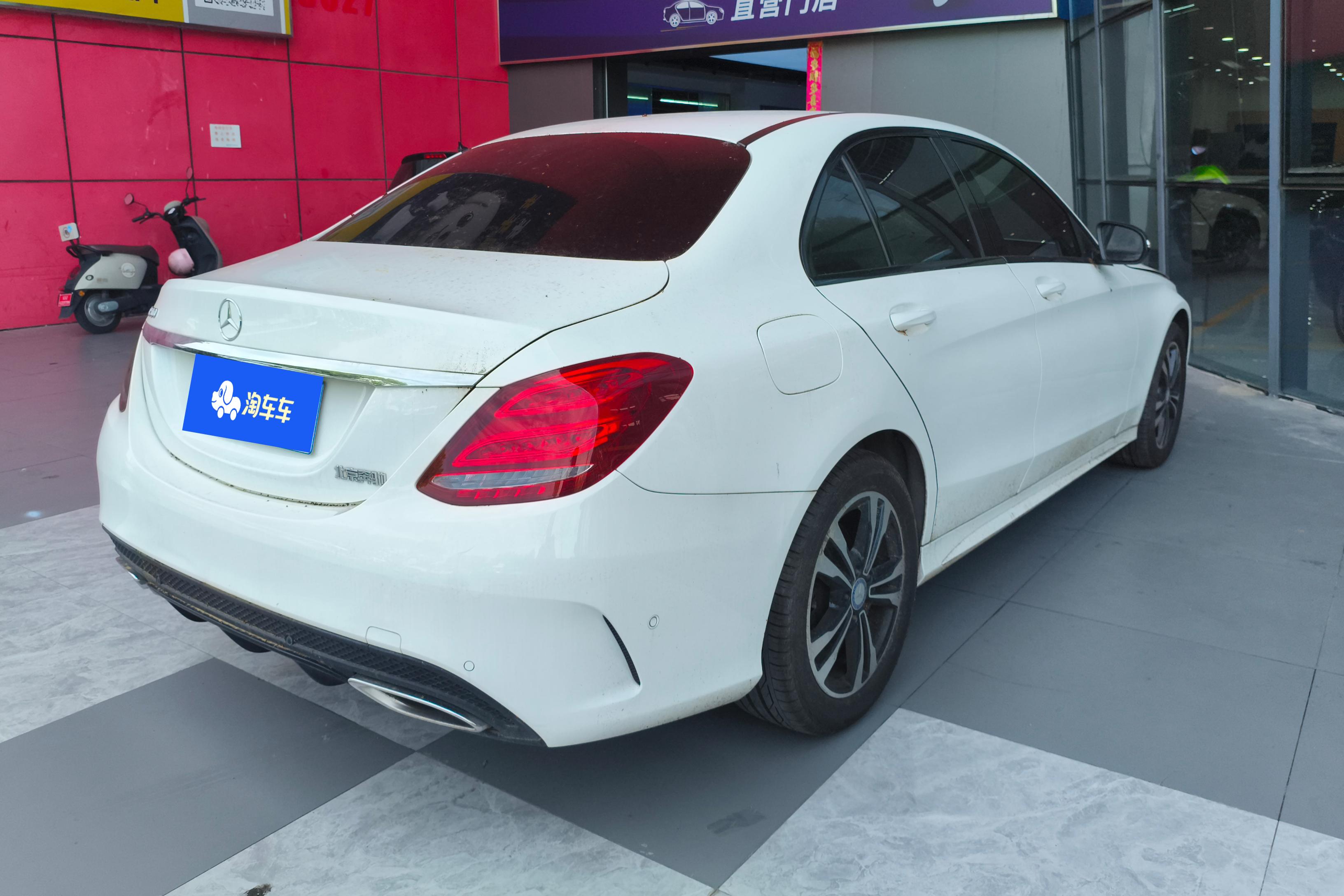 奔驰C级 C200 2017款 2.0T 自动 运动版 (国Ⅴ) 