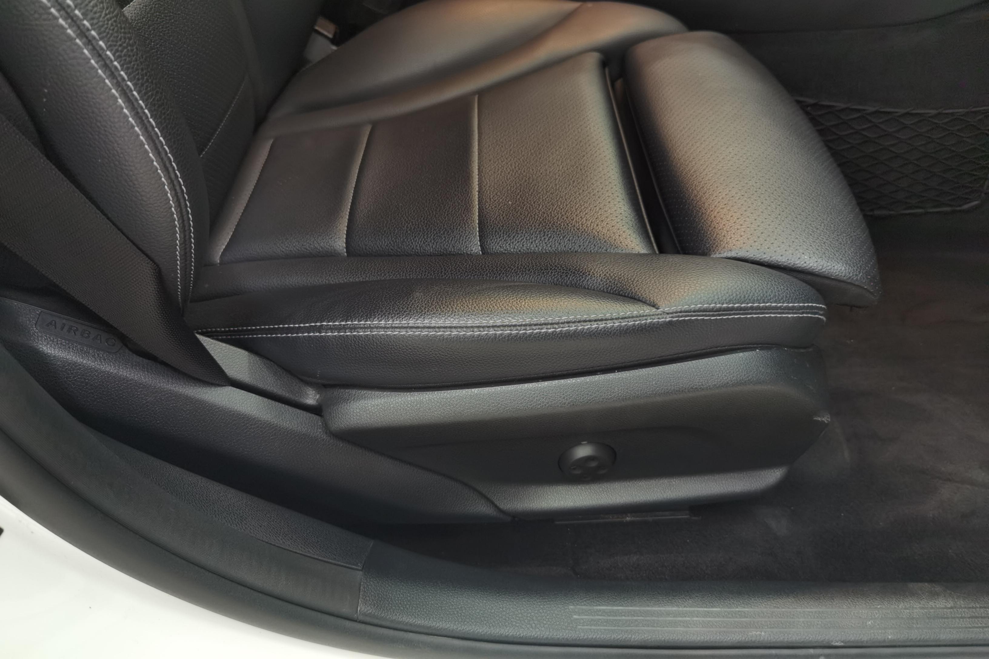 奔驰C级 C200L 2020款 1.5T 自动 时尚型运动版 (国Ⅵ) 