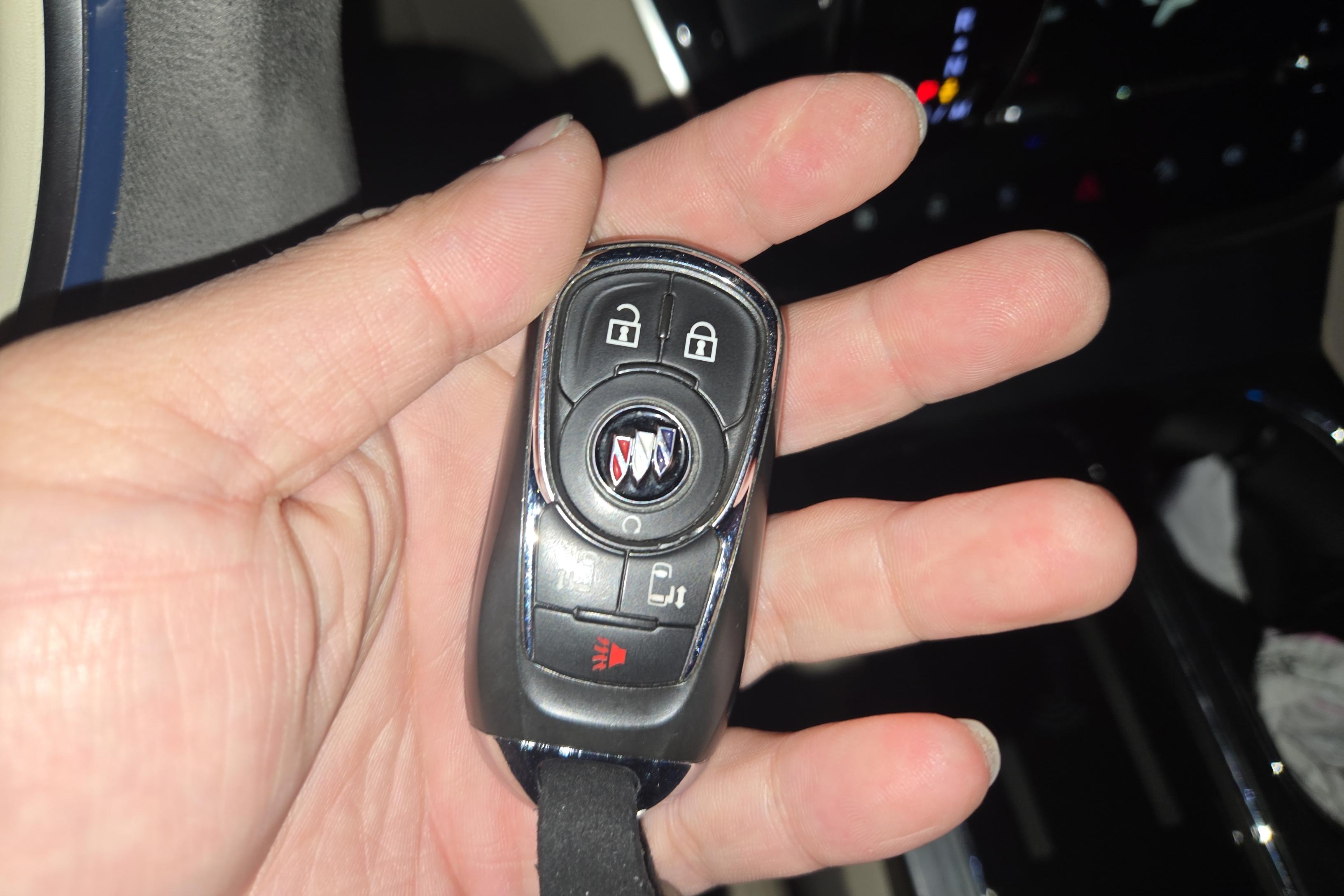 别克GL8 2022款 2.0T 自动 7座 653T尊享型 (国Ⅵ) 