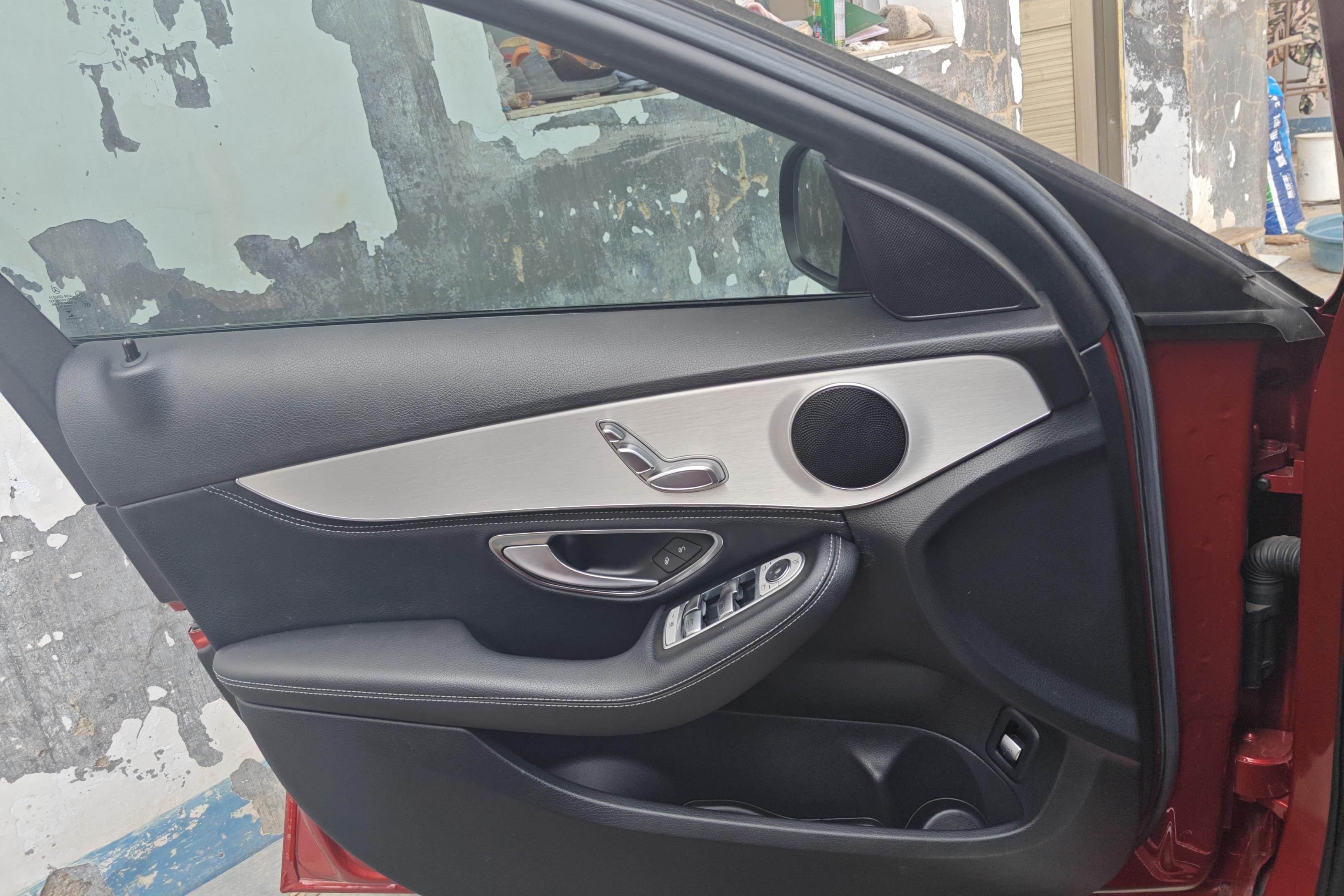 奔驰C级 C200 2018款 2.0T 自动 运动版 (国Ⅴ) 