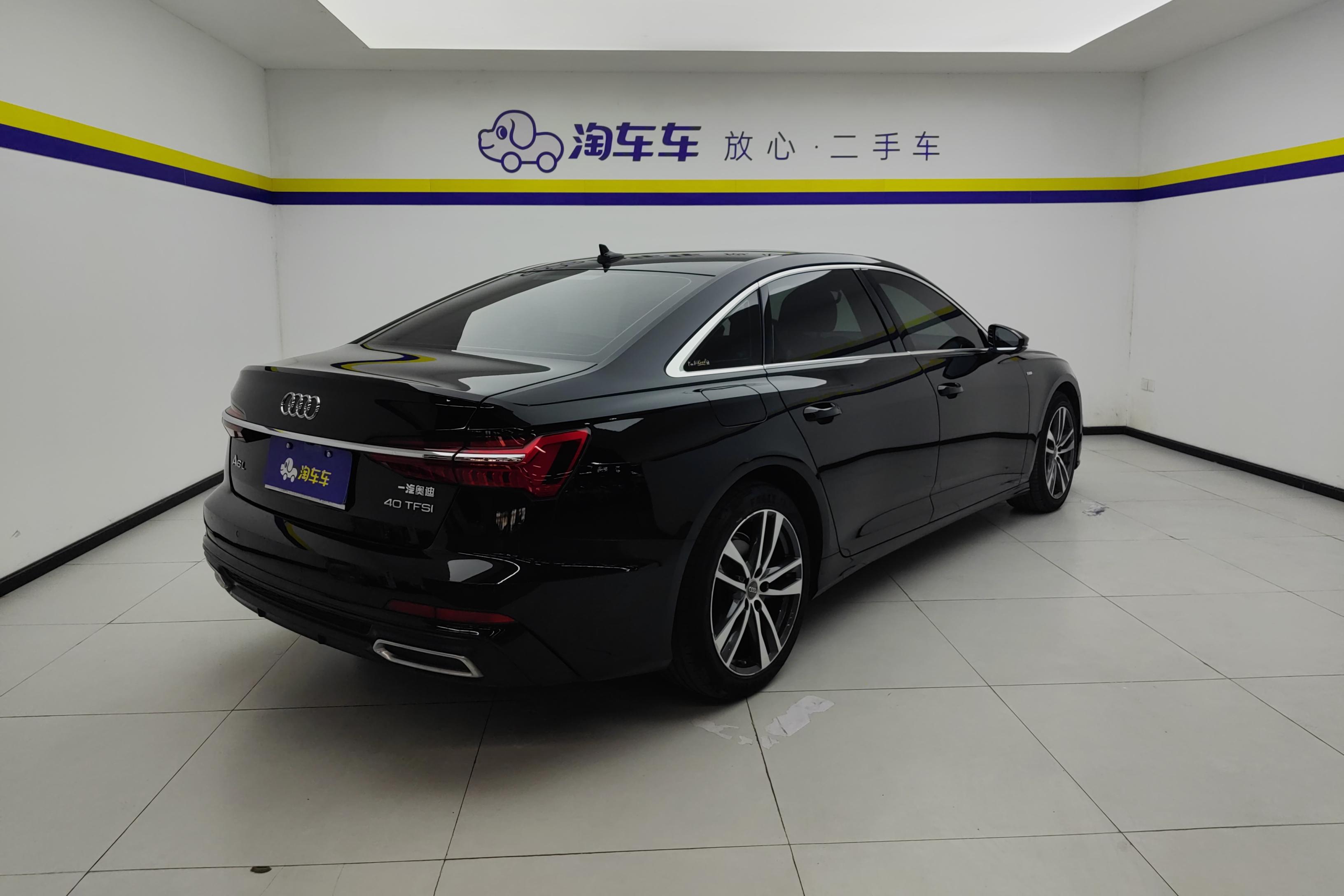 奥迪A6L 40TFSI 2019款 2.0T 自动 豪华动感型 (国Ⅵ) 