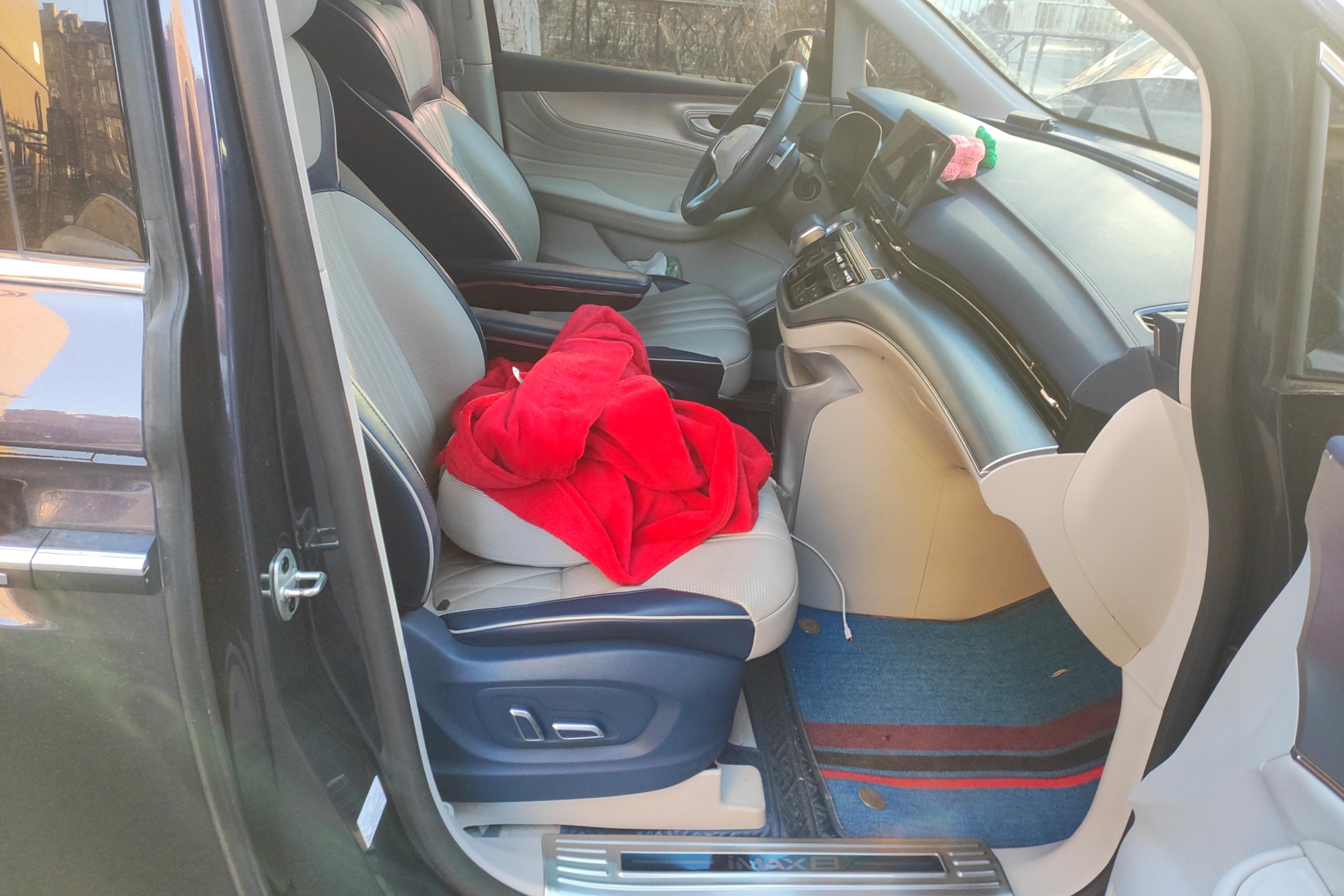 荣威iMAX8 2021款 2.0T 自动 Supreme系列尊荣版 (国Ⅵ) 