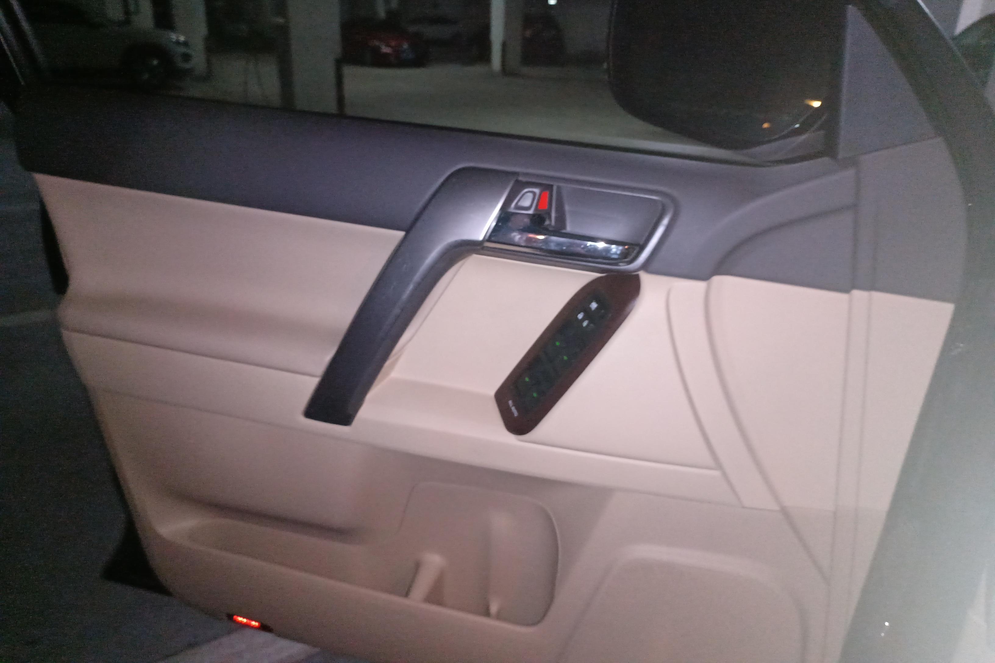 丰田普拉多 2015款 2.7L 自动 四驱 豪华版 (国Ⅴ) 