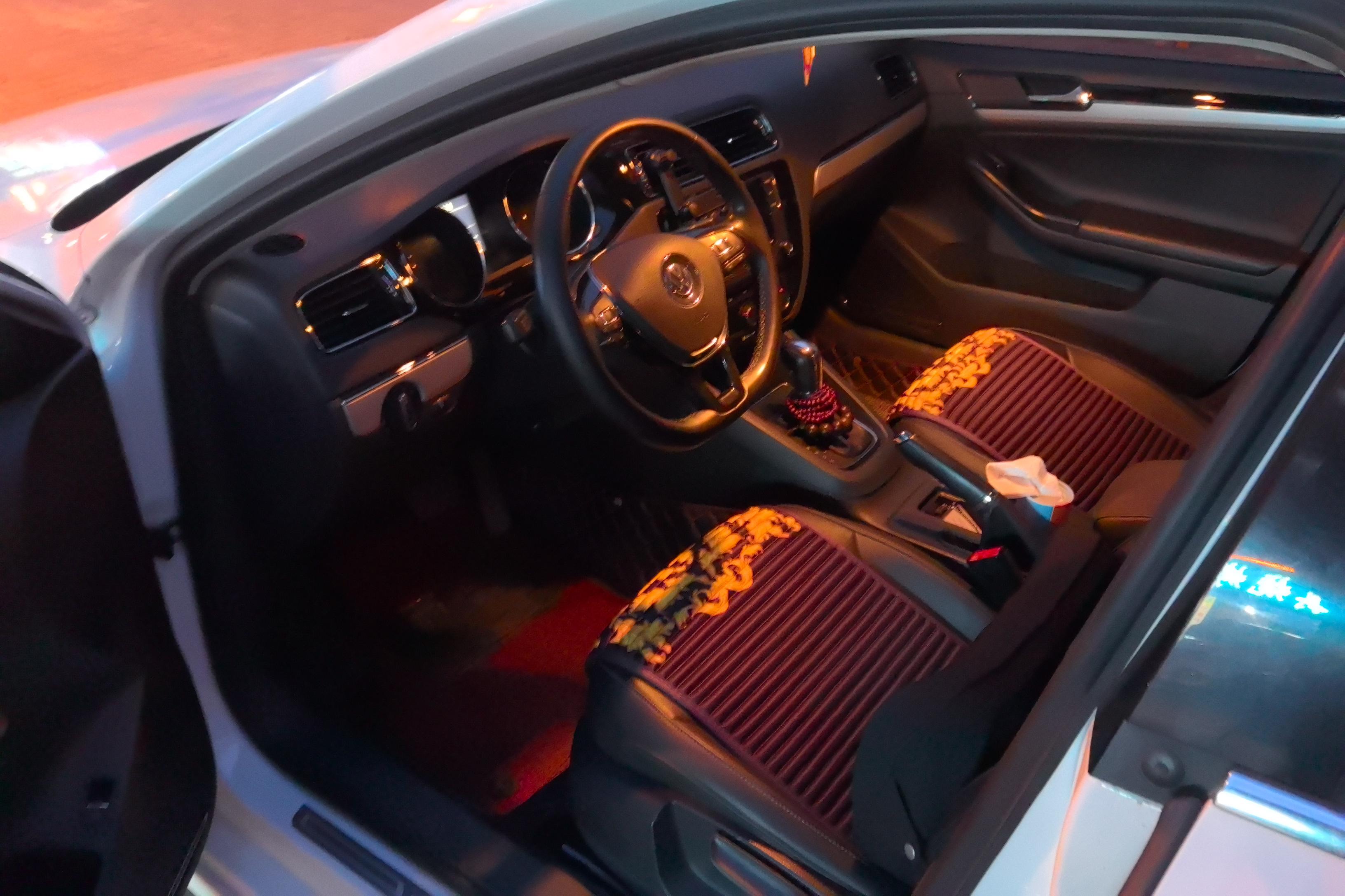 大众速腾 2018款 1.6L 自动 舒适版 (国Ⅴ) 