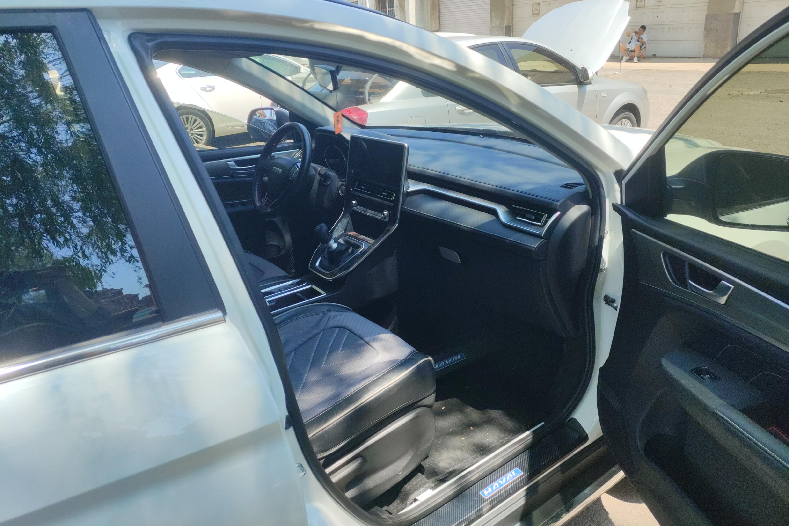 哈弗哈弗M6 2021款 1.5T 手动 PLUS精英智联型 (国Ⅵ) 