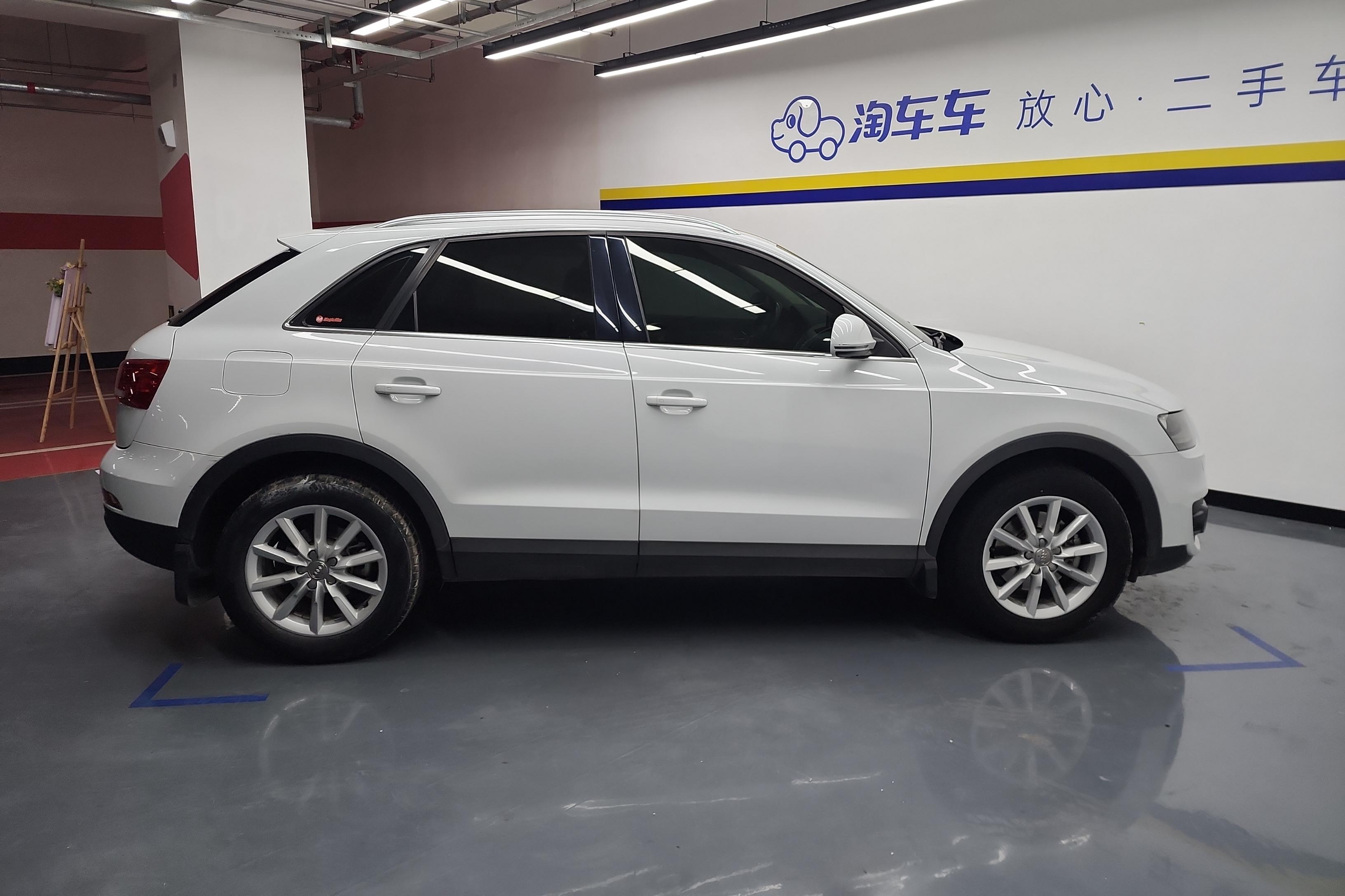 奥迪Q3 35TFSI 2013款 2.0T 自动 前驱 进取型 (国Ⅳ) 