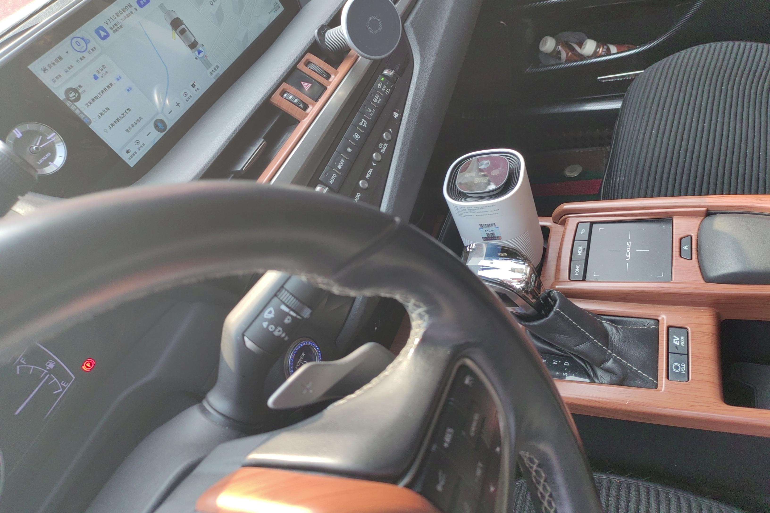 雷克萨斯ES 300h [进口] 2018款 2.5L 自动 卓越版 (国Ⅴ) 