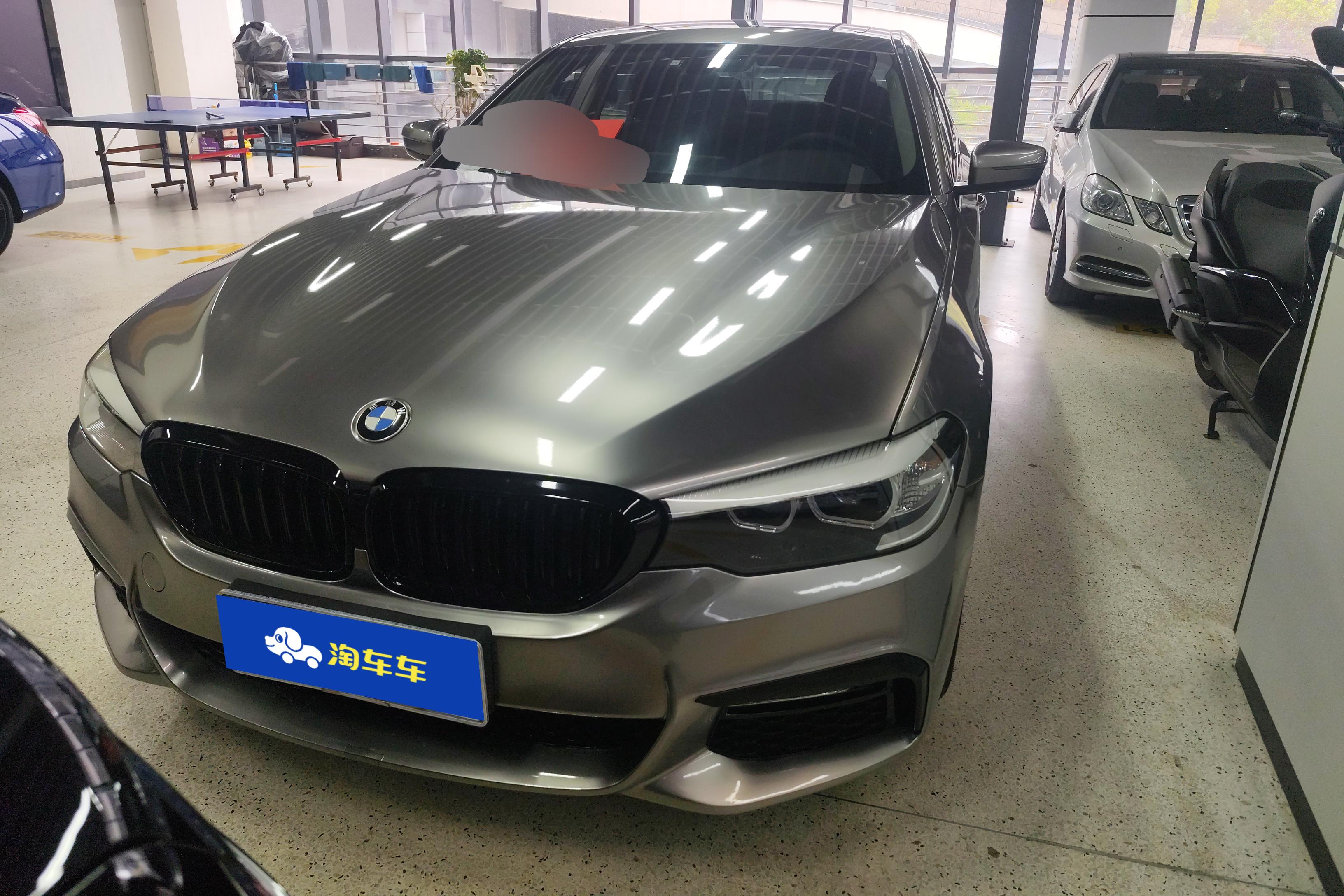 宝马5系 525Li 2019款 2.0T 自动 后驱 豪华套装改款 (国Ⅵ) 
