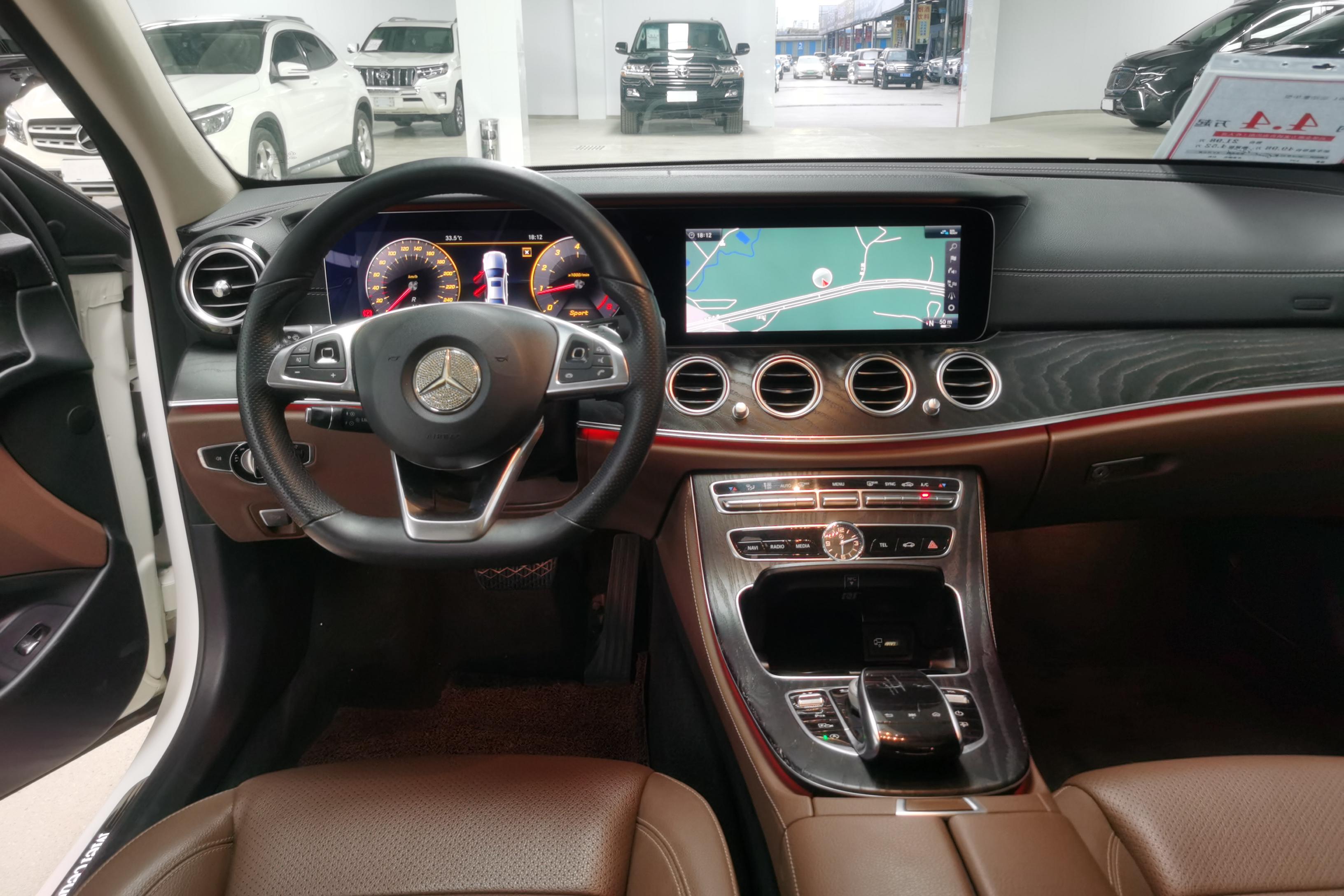 奔驰E级 E300L 2018款 2.0T 自动 汽油 运动豪华型 (国Ⅴ) 