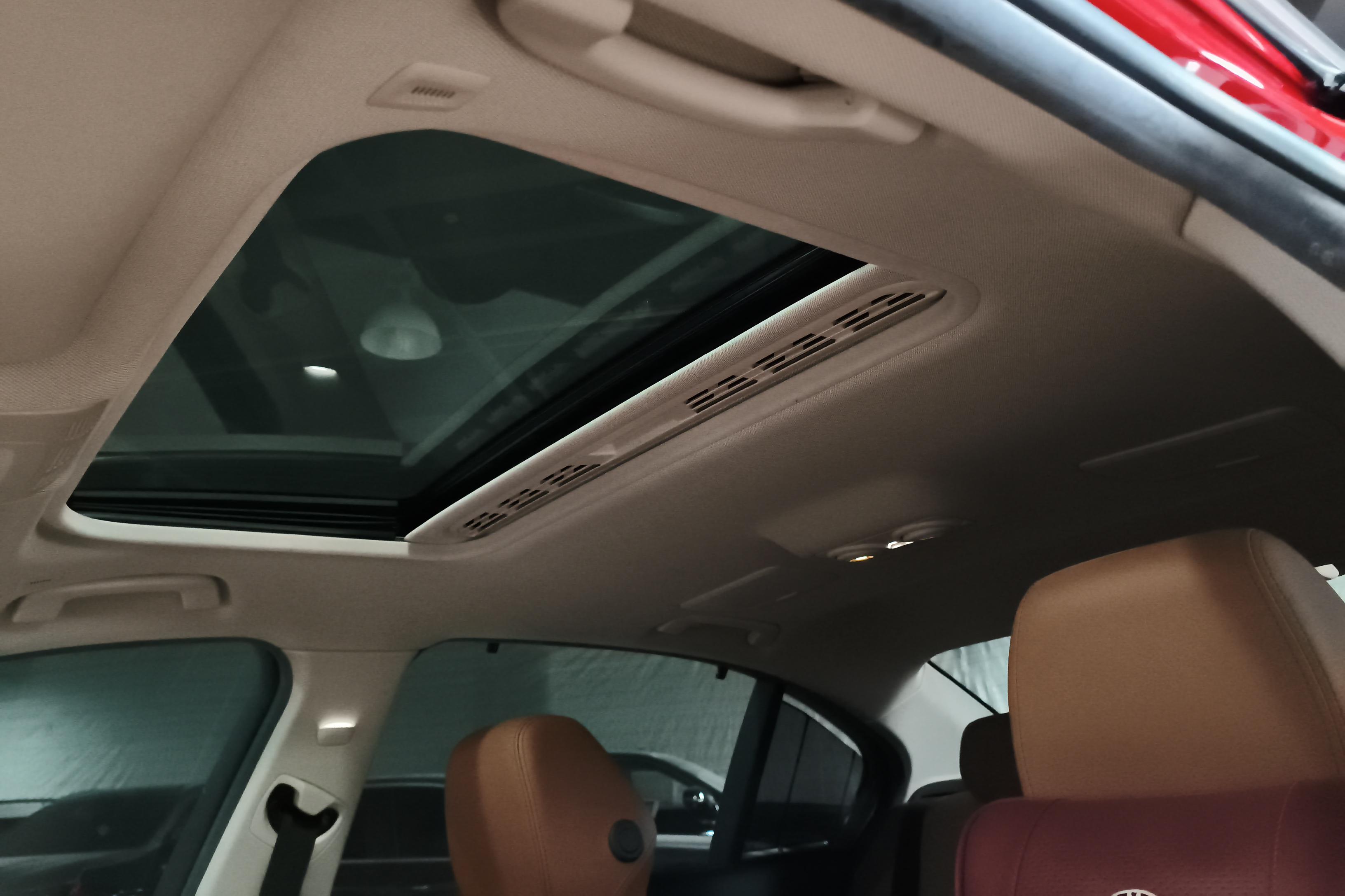 宝马3系 320Li 2016款 2.0T 自动 汽油 豪华设计套装 (国Ⅴ) 