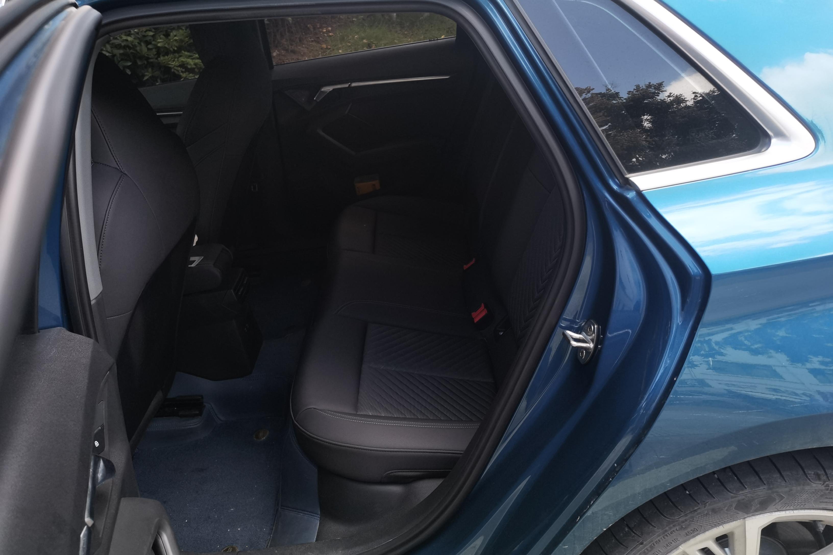 奥迪A3 35TFSI 2021款 1.4T 自动 汽油 时尚致雅型Sportback (国Ⅵ) 