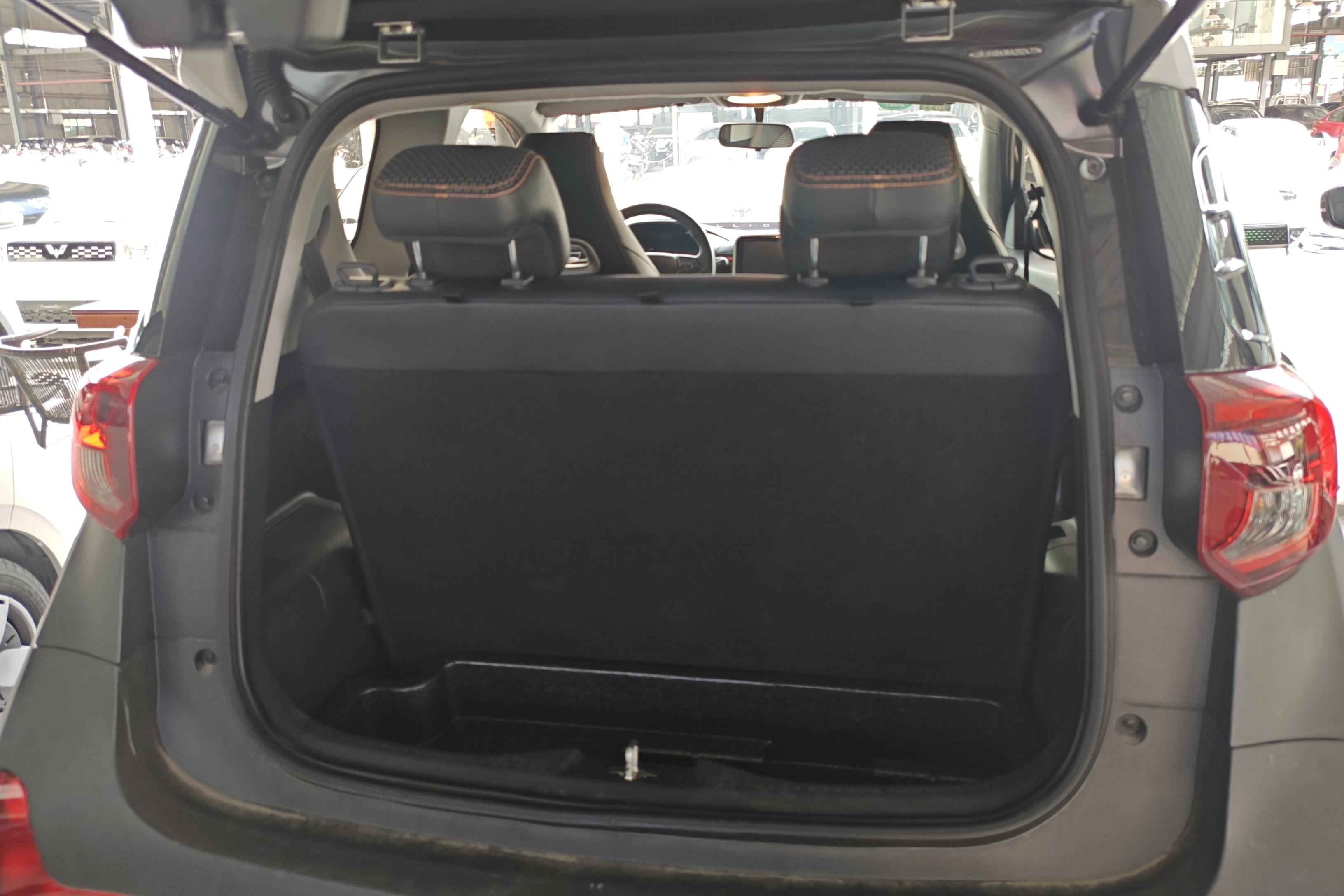 奇瑞eQ1 2019款 自动 小蚂蚁400智享版35kWh 纯电动 