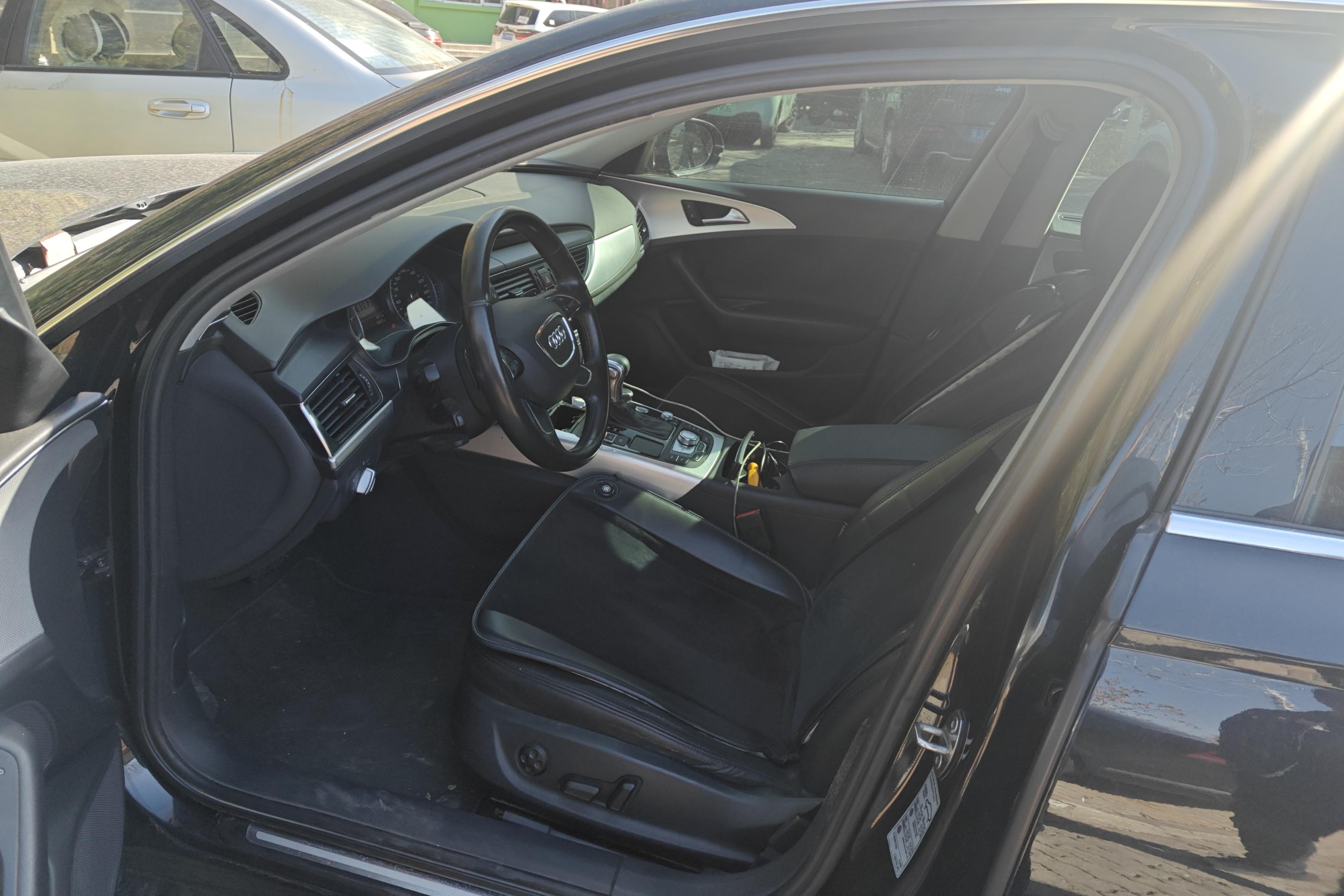 奥迪A6L TFSI 2012款 2.0T 自动 标准型 (国Ⅳ) 