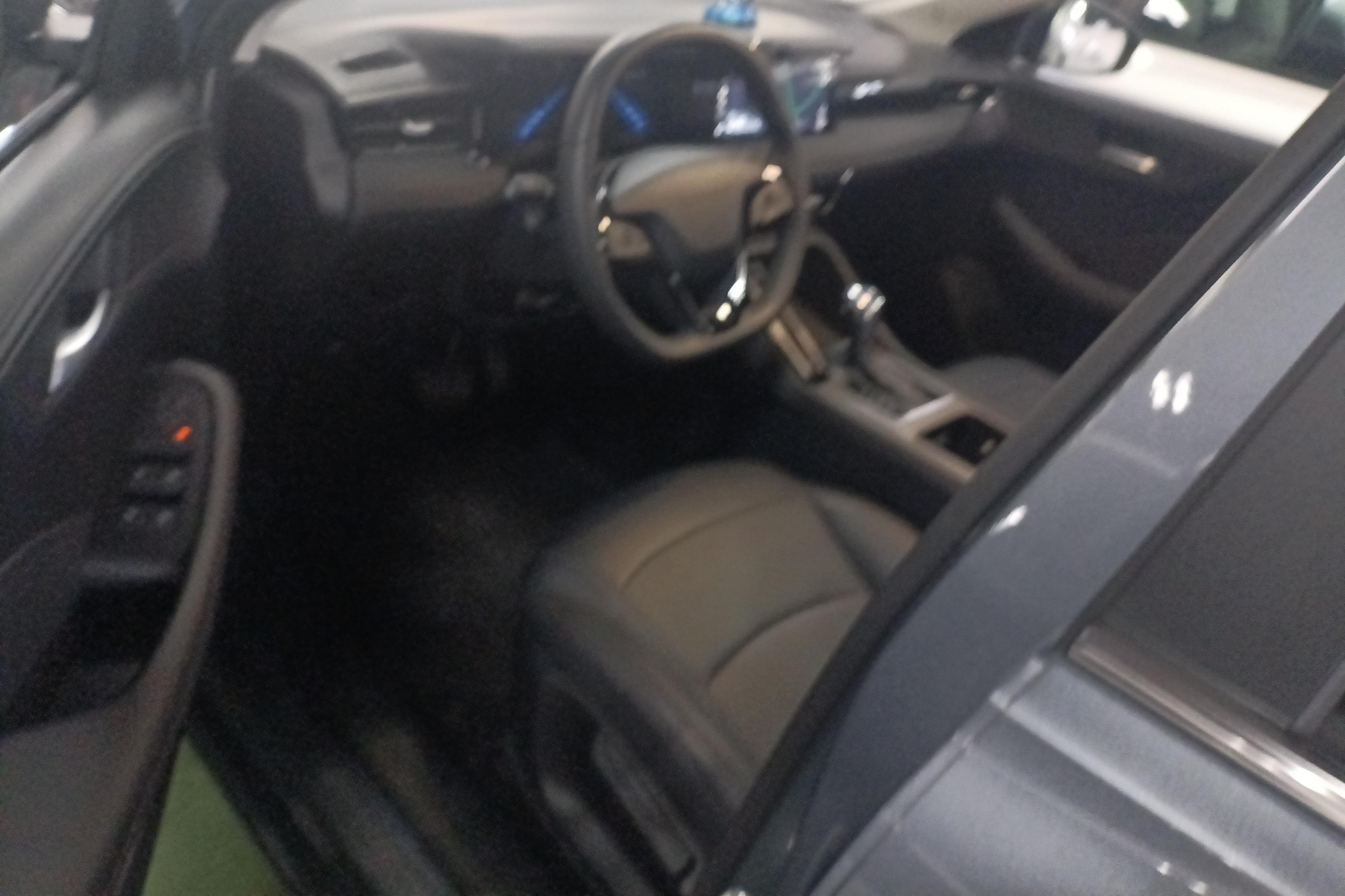 荣威i5 2023款 1.5L 自动 尊荣版 (国Ⅵ) 