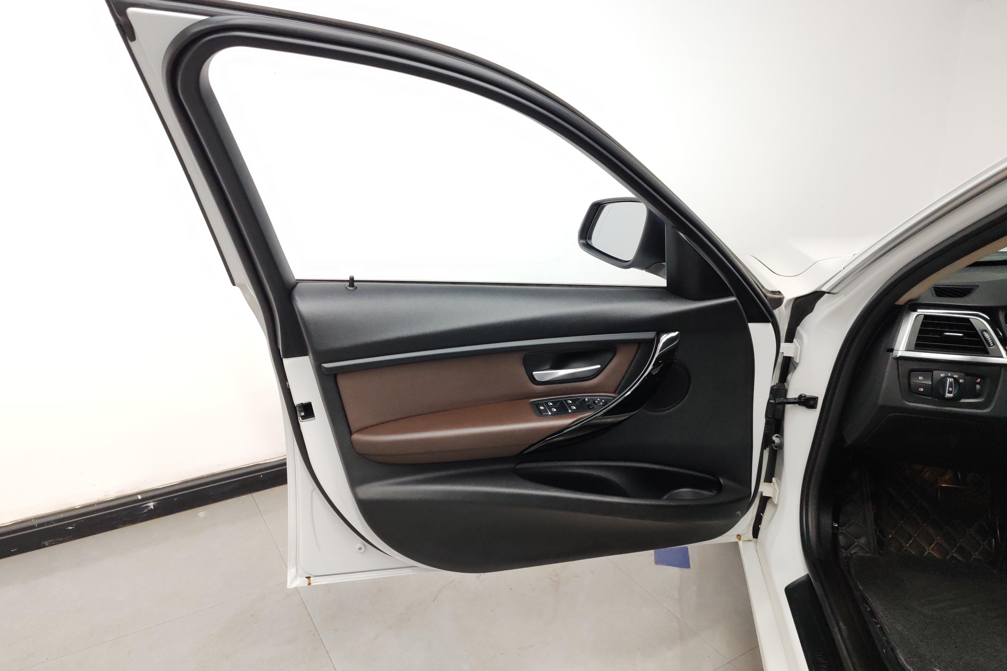 宝马3系 320Li 2018款 2.0T 自动 汽油 时尚型 (国Ⅴ) 