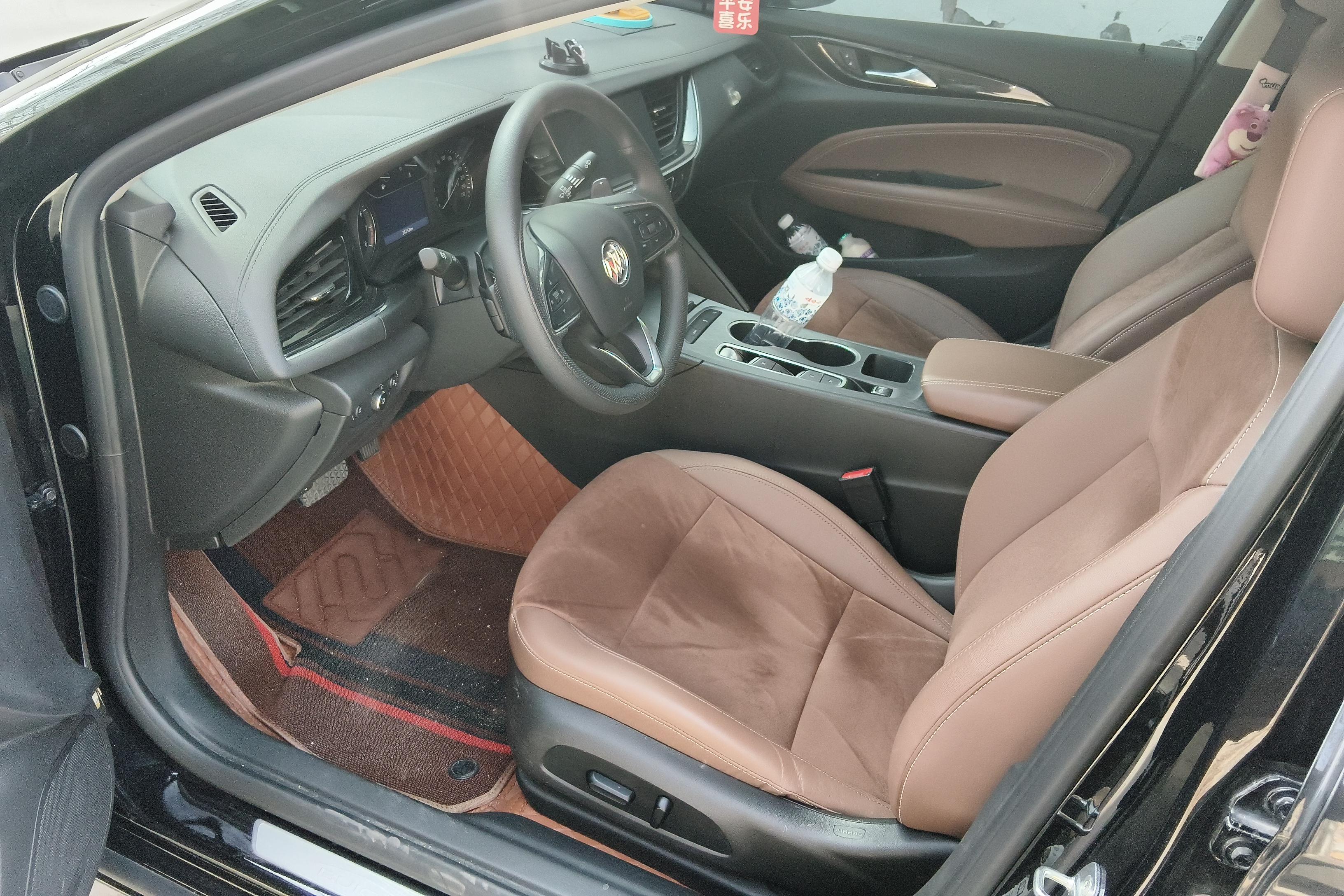 别克君威 2022款 2.0T 自动 前驱 652T智享型 (国Ⅵ) 