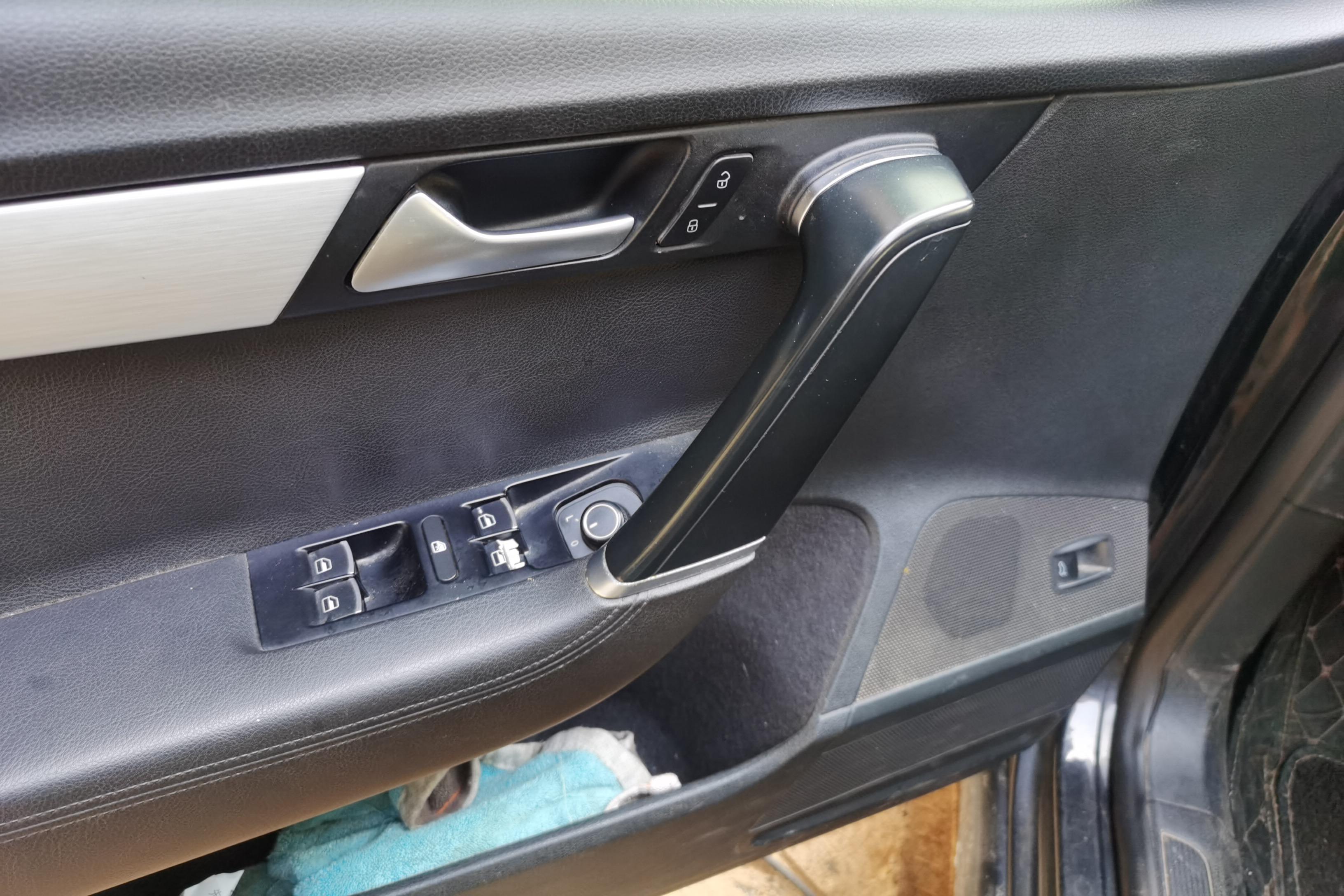 大众迈腾 2015款 1.8T 自动 汽油 领先型 (国Ⅳ) 