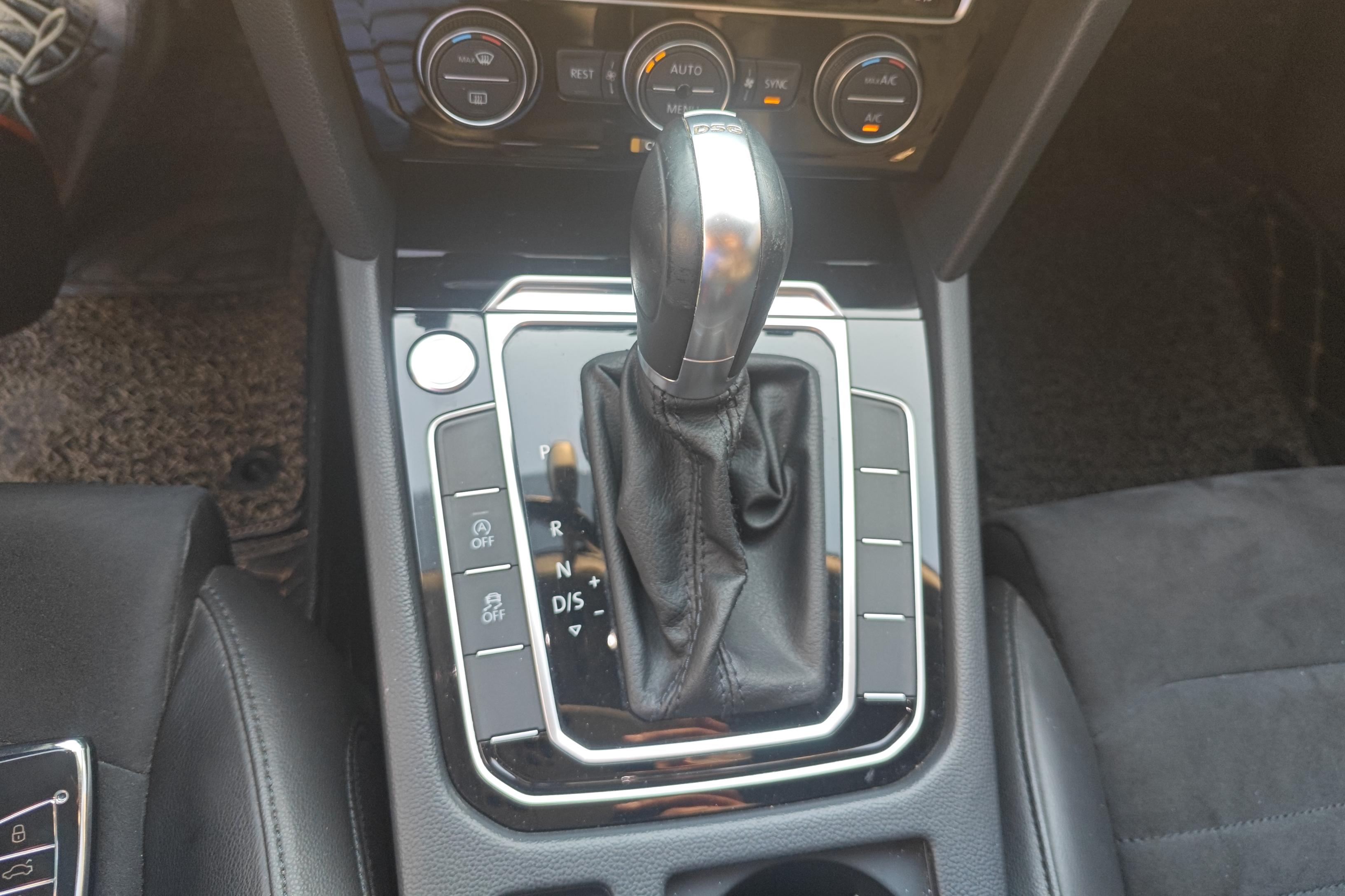 大众迈腾 2017款 1.8T 自动 汽油 330TSI豪华型 (国Ⅴ) 