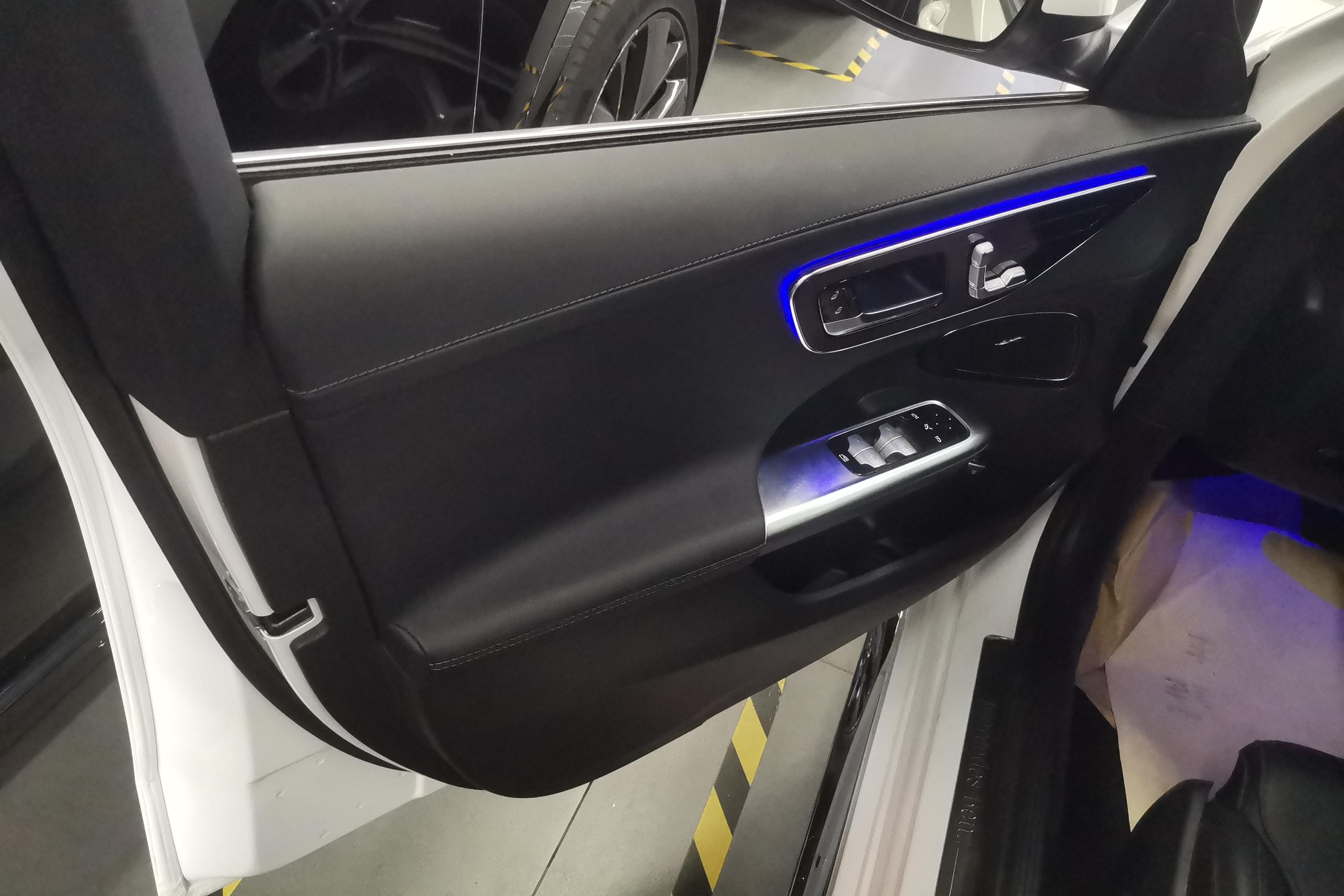 奔驰C级 C200L 2022款 1.5T 自动 运动版 (国Ⅵ) 