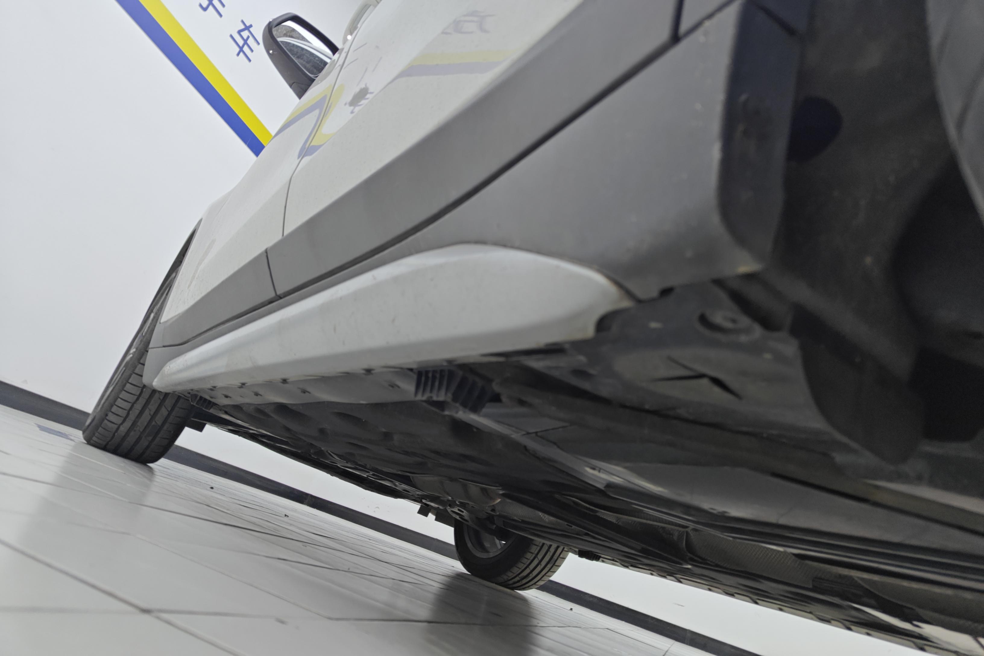 宝马X1 sDrive20Li 2020款 1.5T 自动 前驱 汽油 尊享型 (国Ⅵ) 