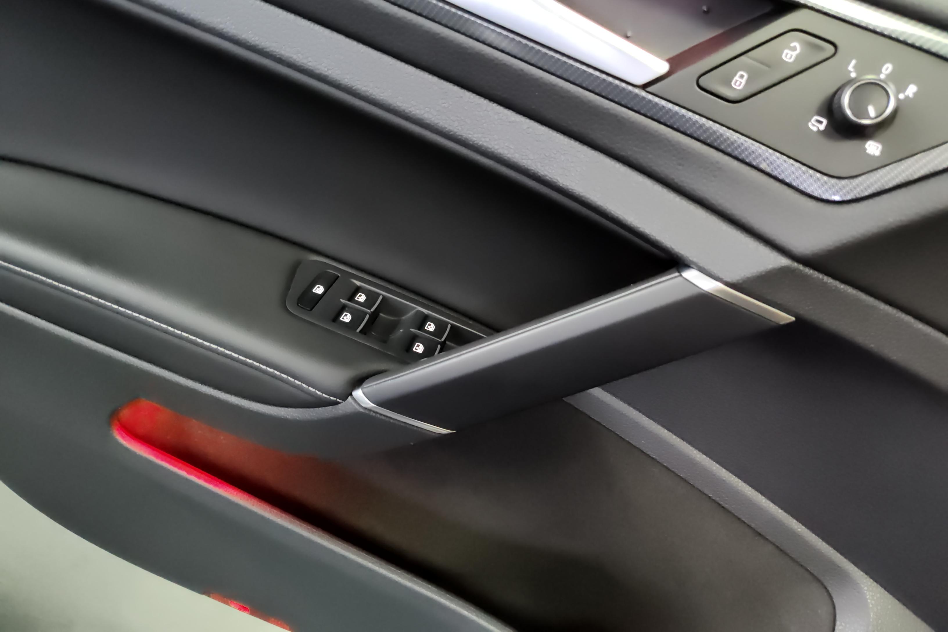 大众高尔夫 2020款 1.4T 自动 汽油 280TSI R-Line (国Ⅵ) 