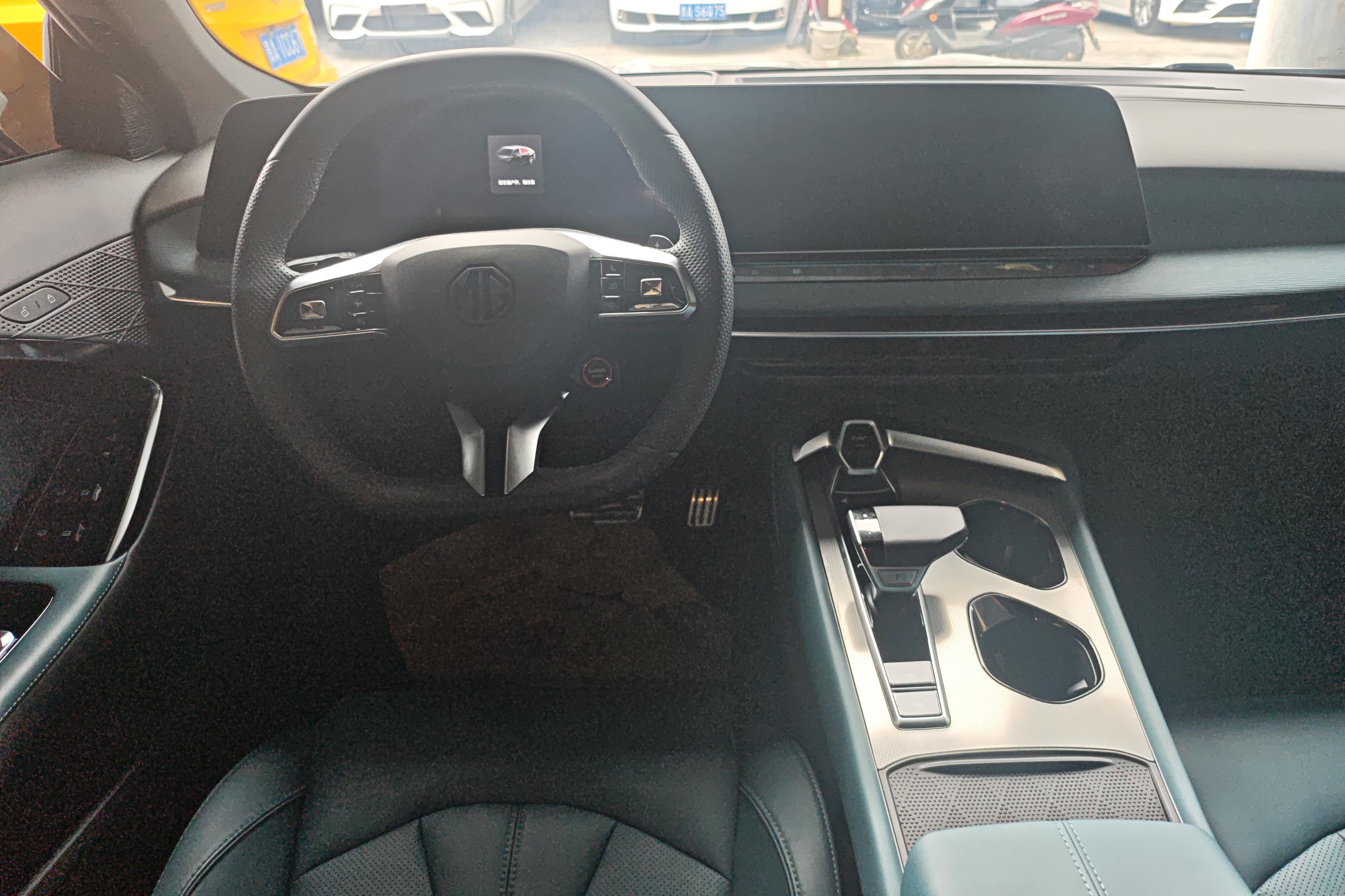 名爵MG7 2023款 2.0T 自动 猎美尊享版 (国Ⅵ) 