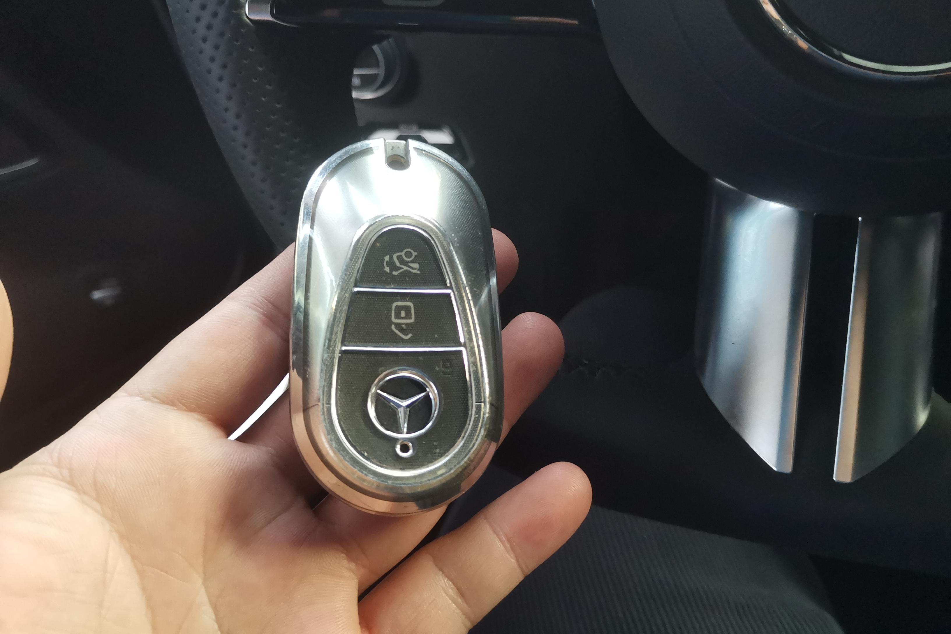 奔驰C级 C260L 2022款 1.5T 自动 运动版 (国Ⅵ) 
