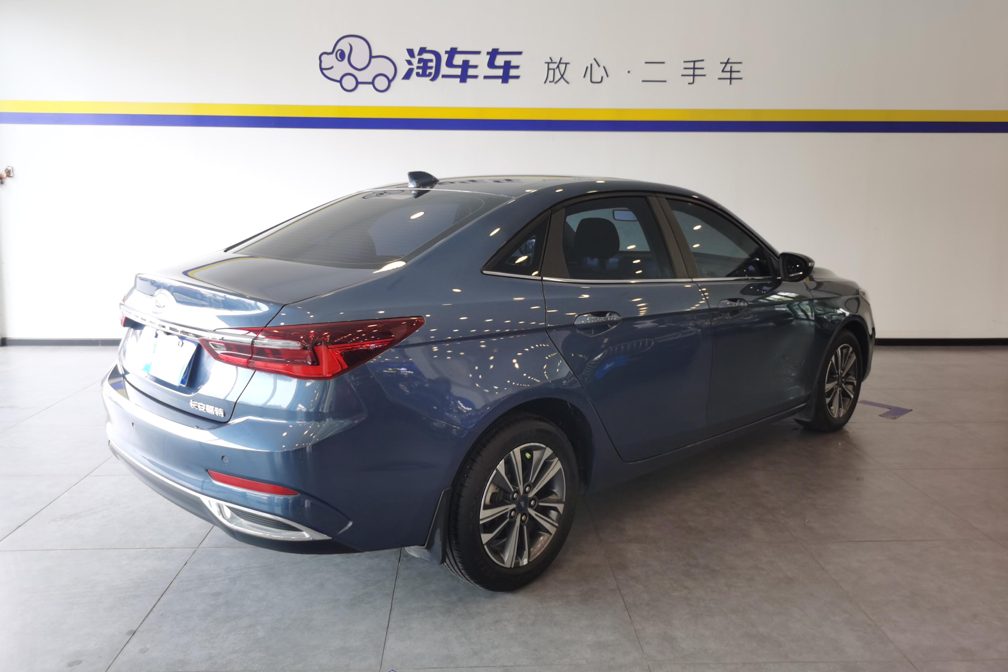 福特福睿斯 2021款 1.5L 自动 钻石版 (国Ⅵ) 