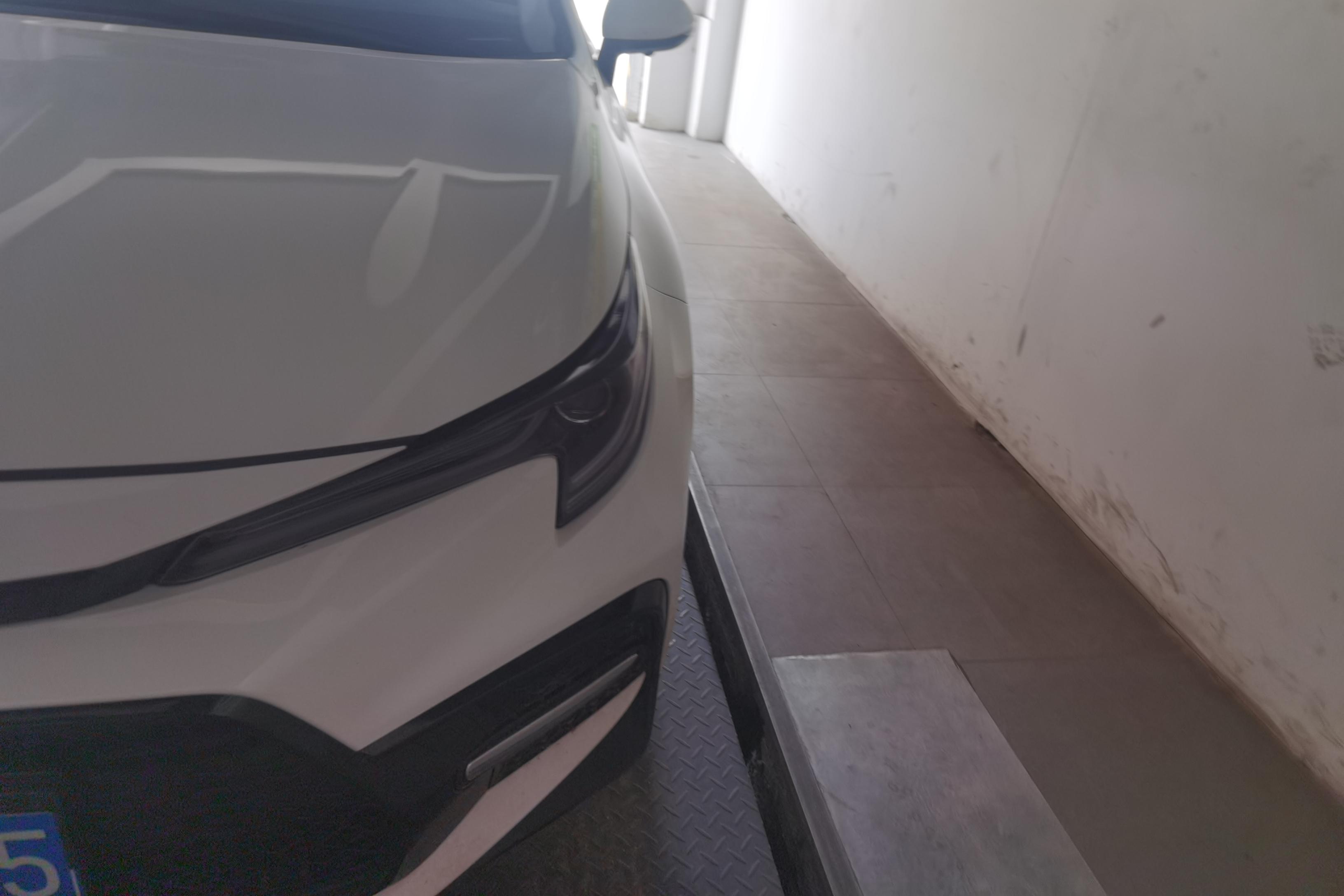 丰田雷凌 2022款 1.2T 自动 185T运动版 (国Ⅵ) 