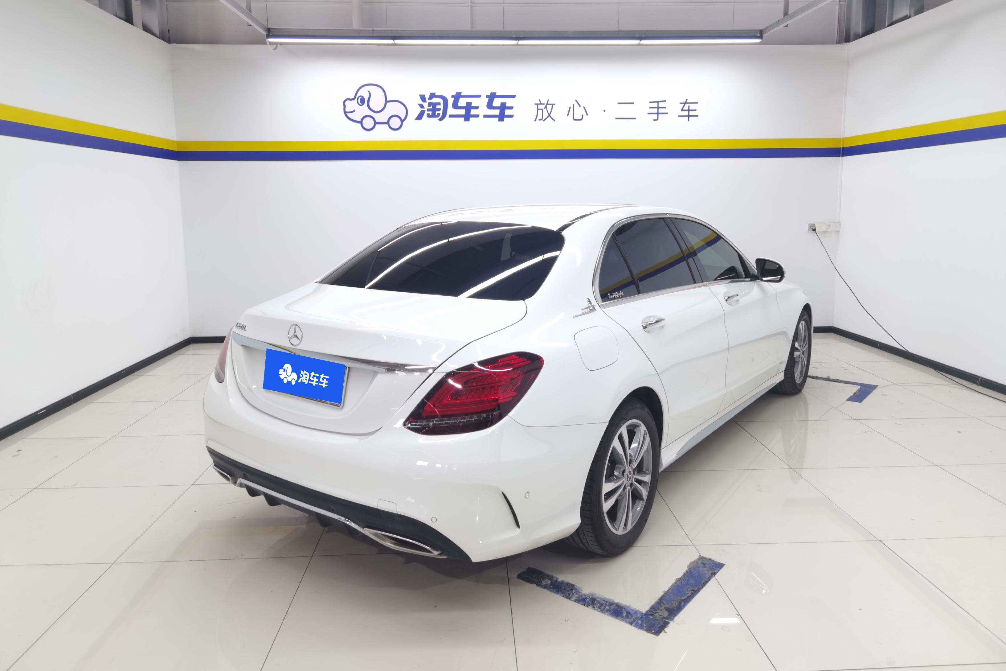奔驰C级 C200L 2020款 1.5T 自动 时尚型运动版 (国Ⅵ) 