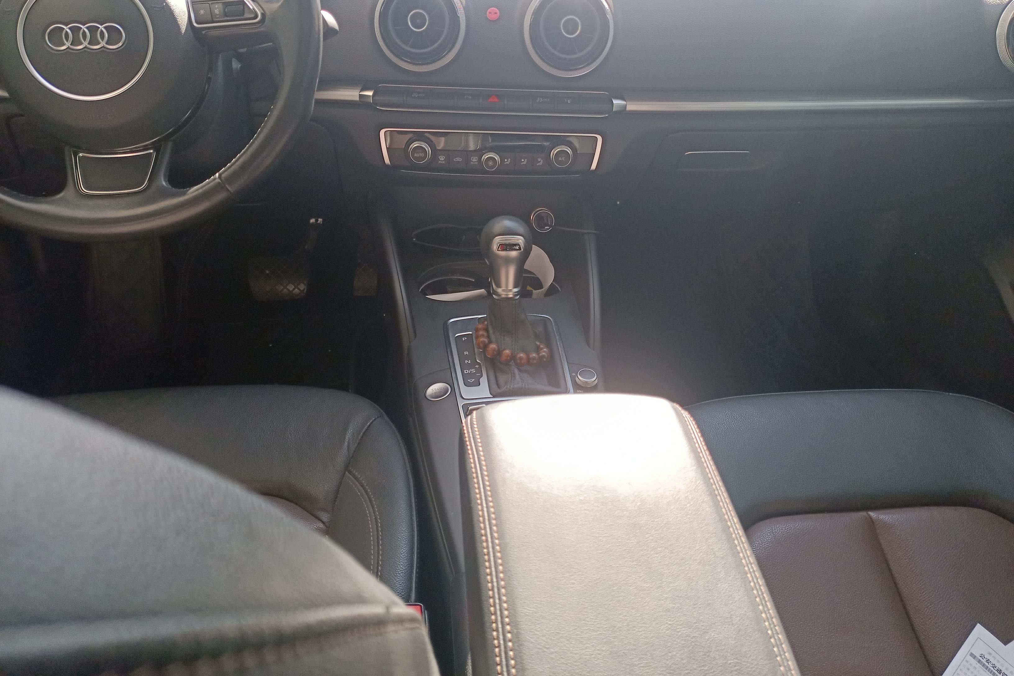 奥迪A3 40TFSI 2016款 1.8T 自动 汽油 风尚型Sportback (国Ⅴ) 