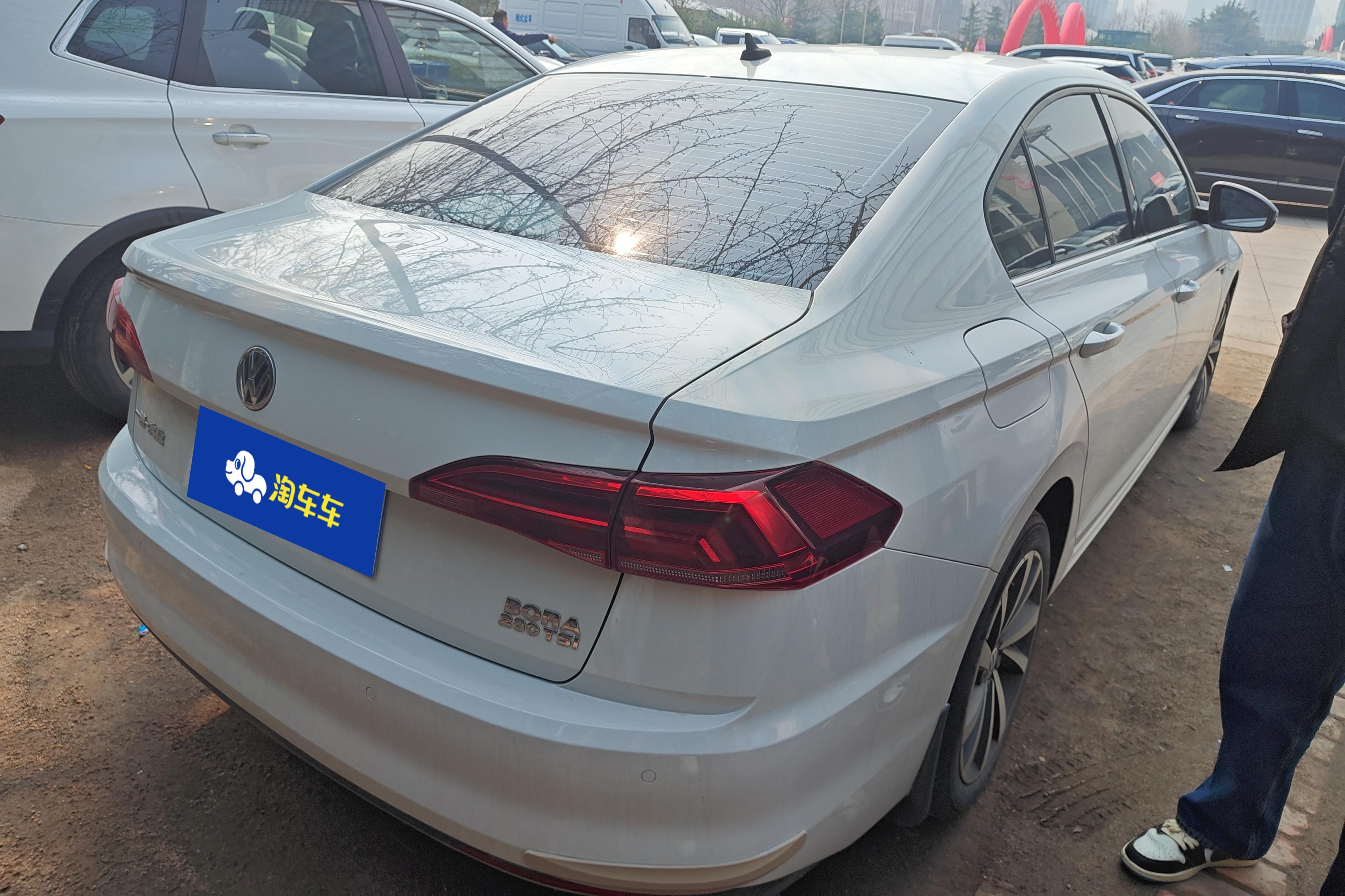 大众宝来 2019款 1.5L 自动 4门5座三厢车 改款豪华型 (国Ⅴ) 
