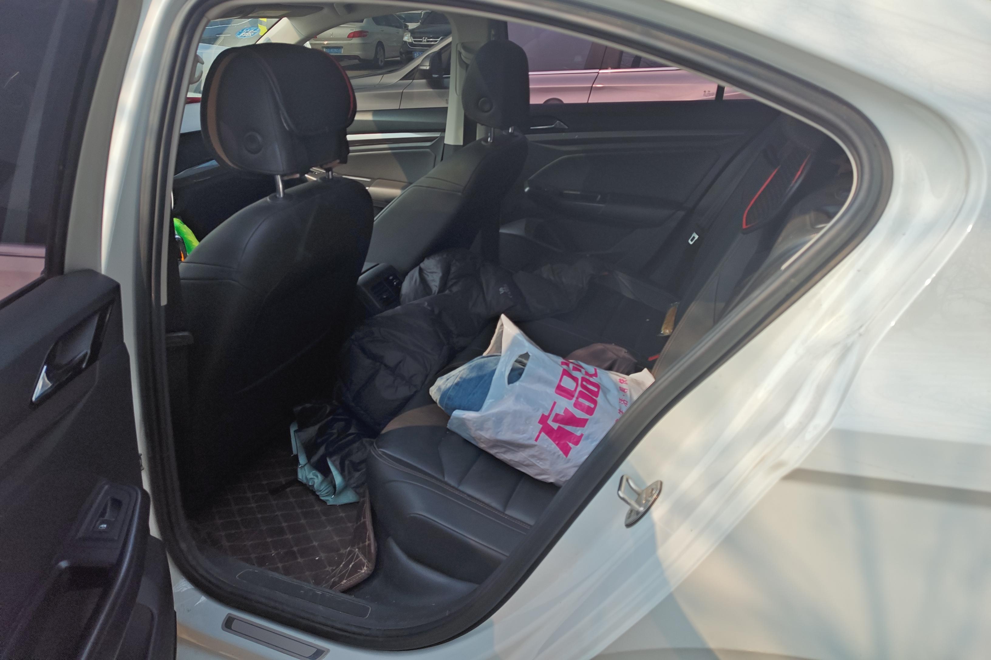 大众宝来 2019款 1.5L 自动 4门5座三厢车 改款豪华型 (国Ⅴ) 