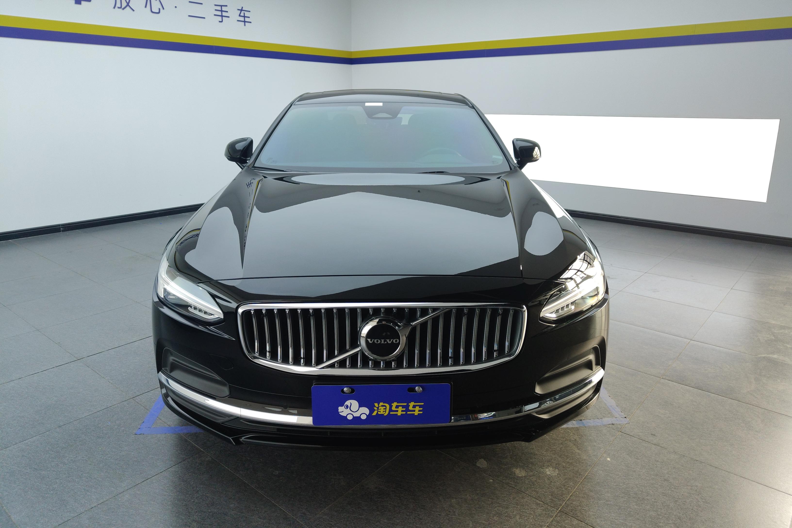 沃尔沃S90 B5 2022款 2.0T 自动 智逸豪华版 (国Ⅵ) 
