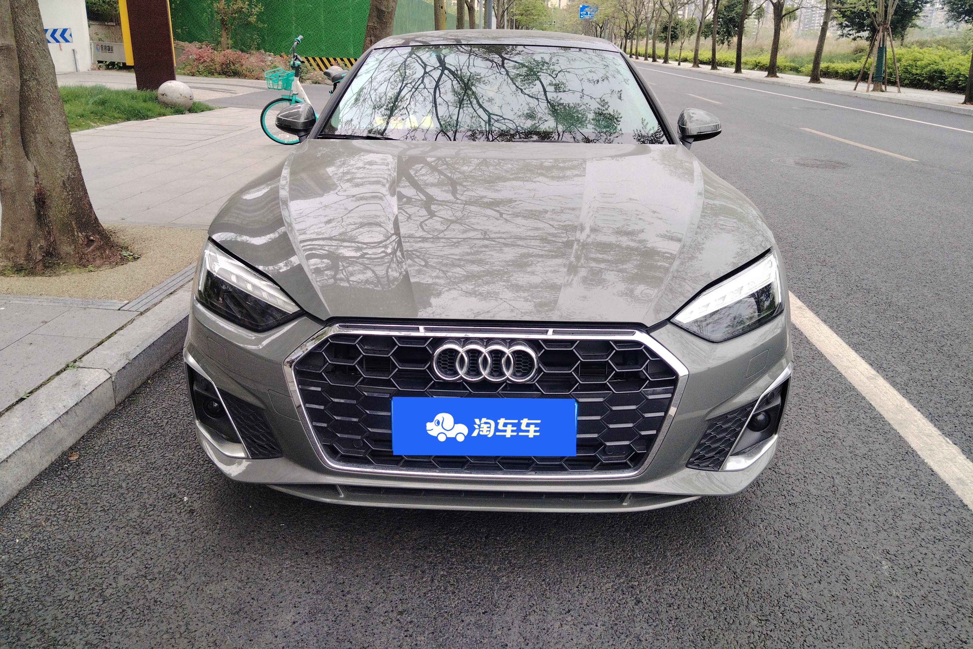 奥迪A5掀背 40TFSI [进口] 2023款 2.0T 自动 汽油 时尚动感型 