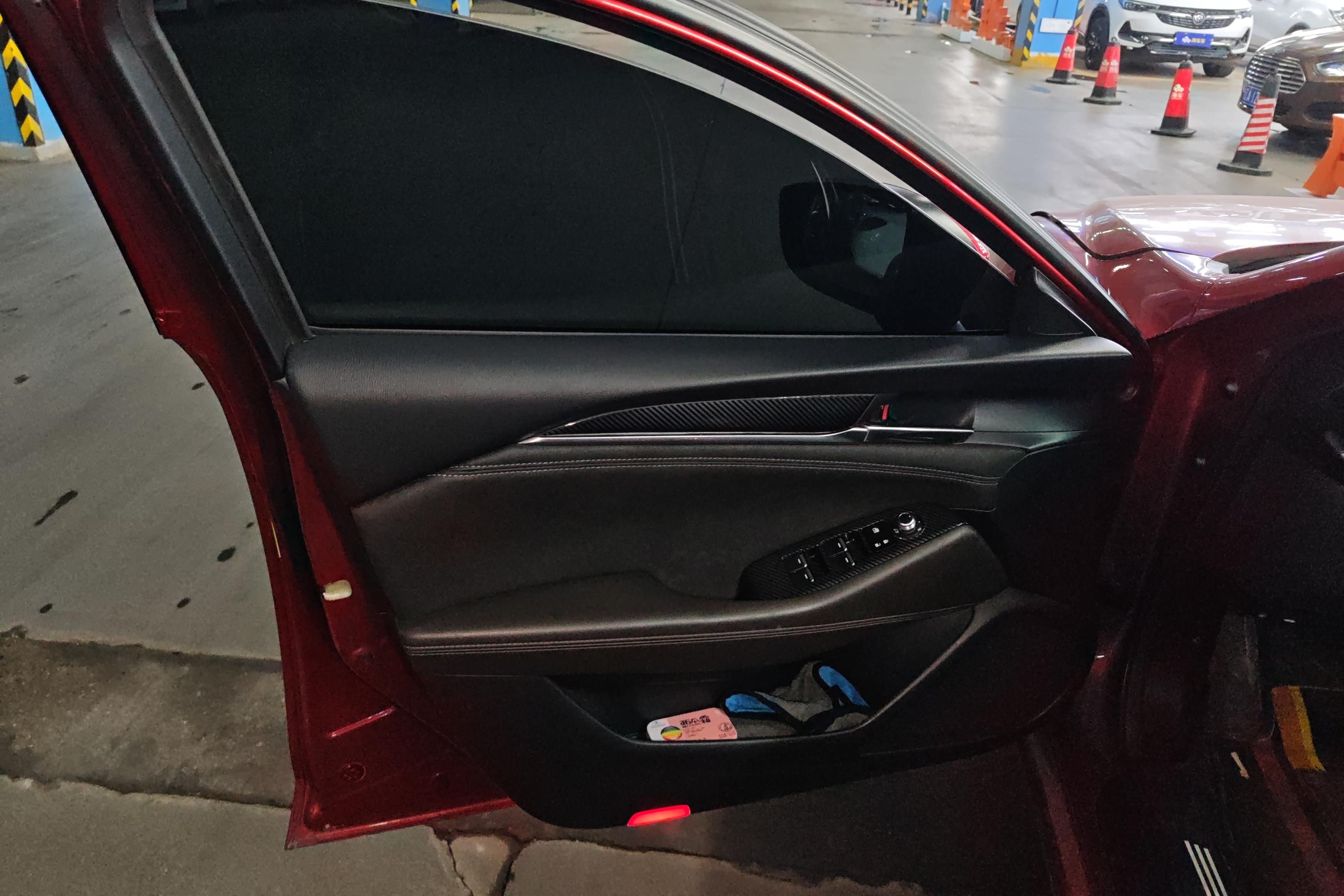 马自达6阿特兹 2018款 2.5L 自动 蓝天运动版 (国Ⅴ) 