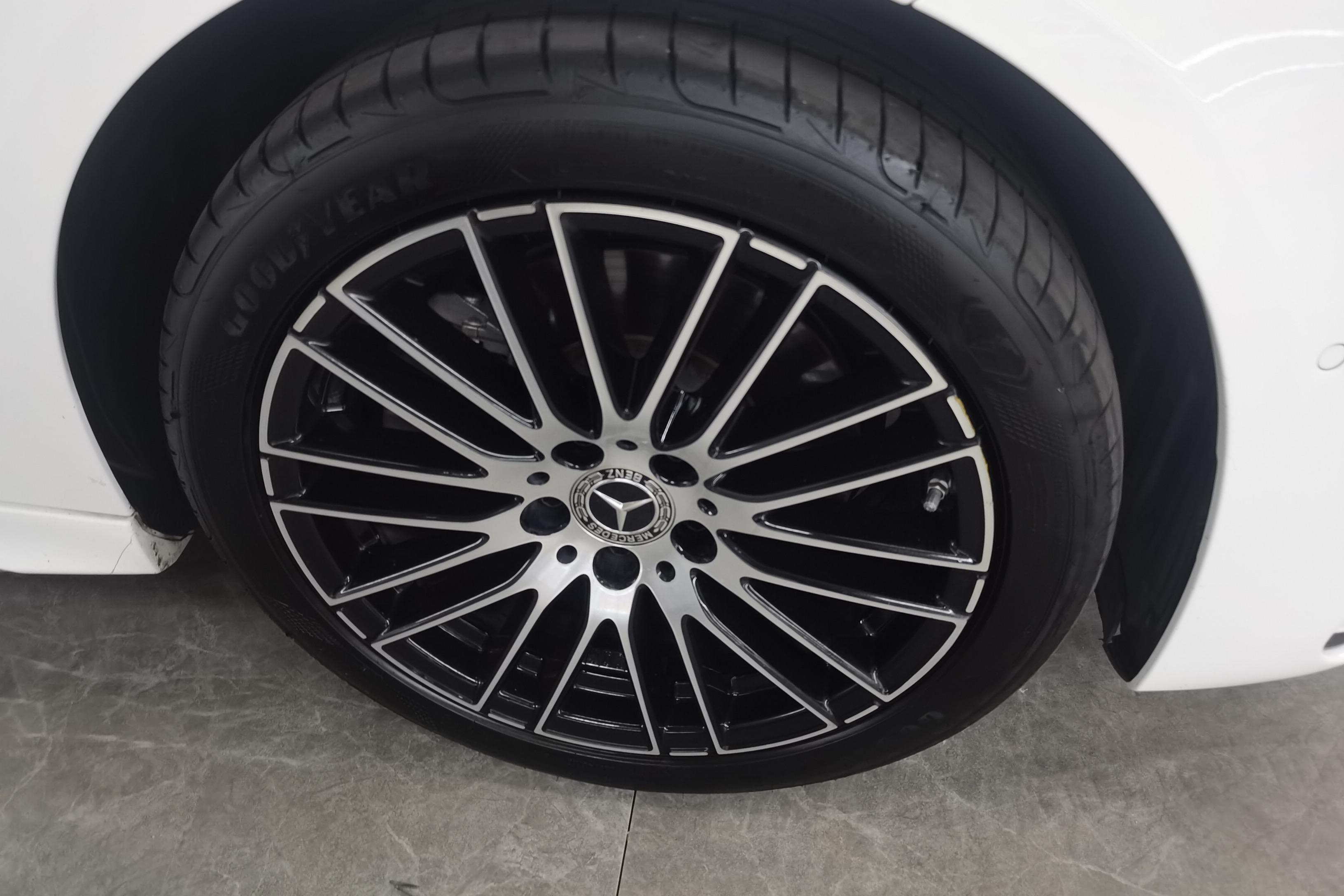 奔驰C级 C260L 2022款 1.5T 自动 改款运动版 (国Ⅵ) 