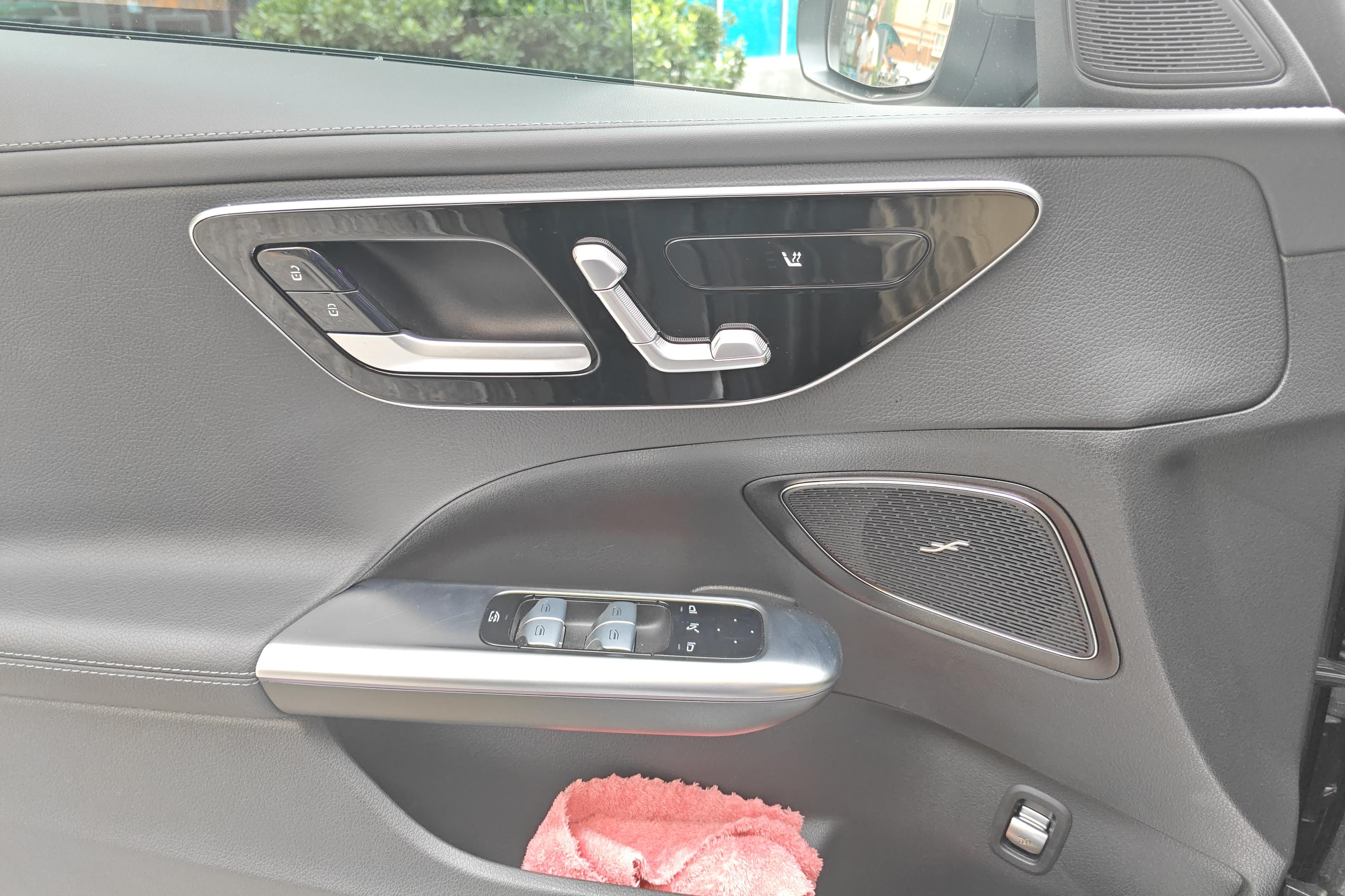 奔驰C级 C260L 2022款 1.5T 自动 运动版 (国Ⅵ) 