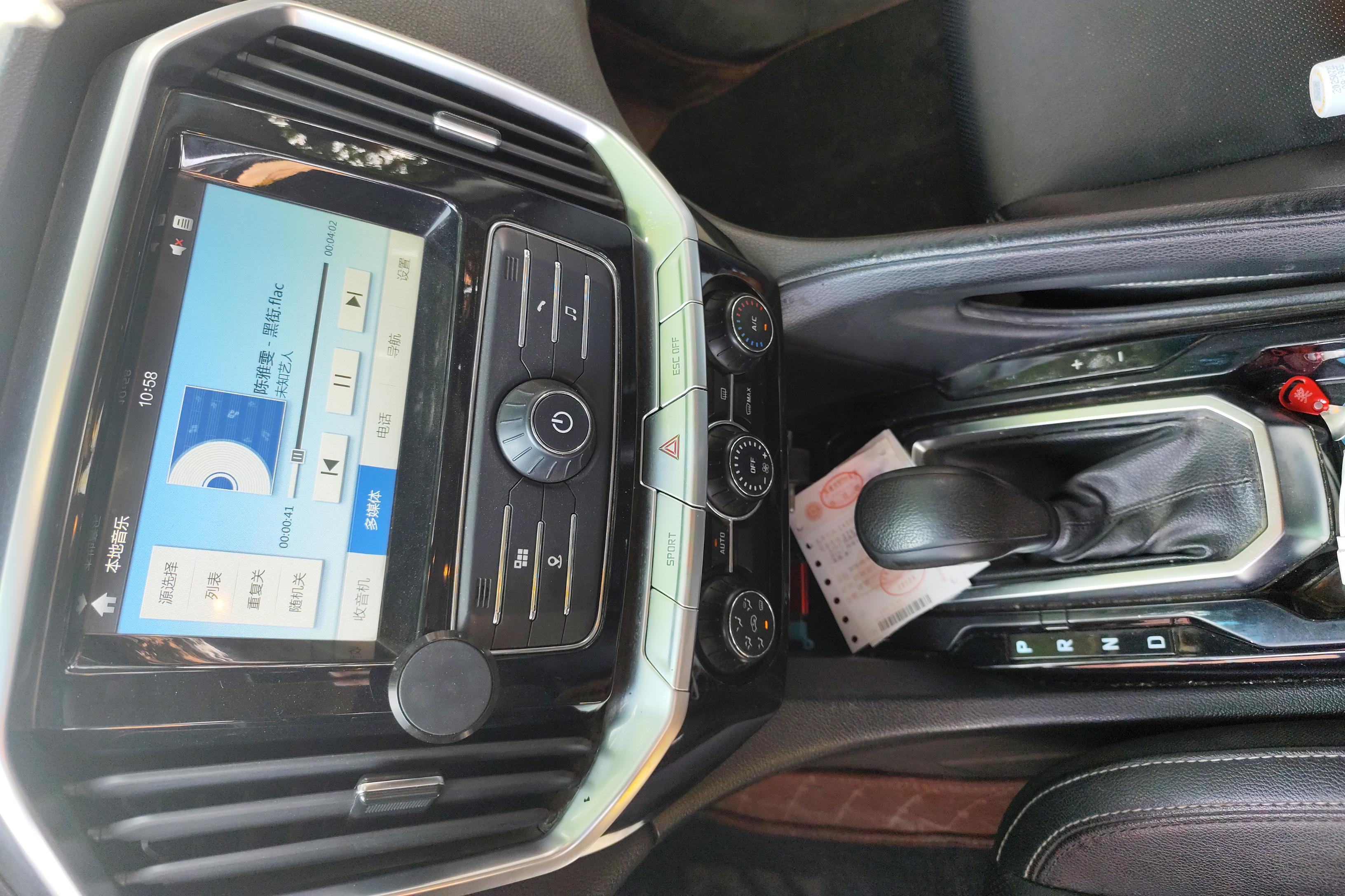 江铃驭胜 S350 2017款 2.0T 自动 后驱 豪华天窗版 (国Ⅴ) 